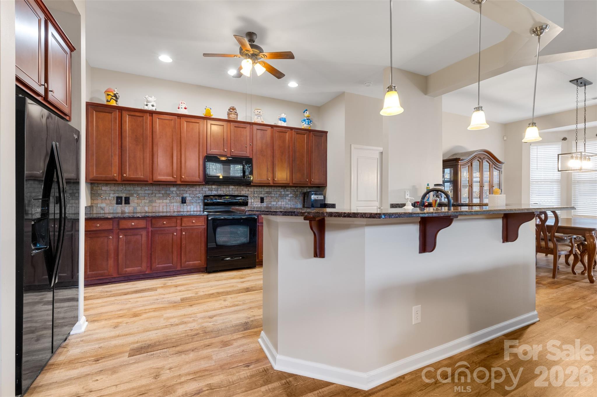 Ridge Pointe - Residential