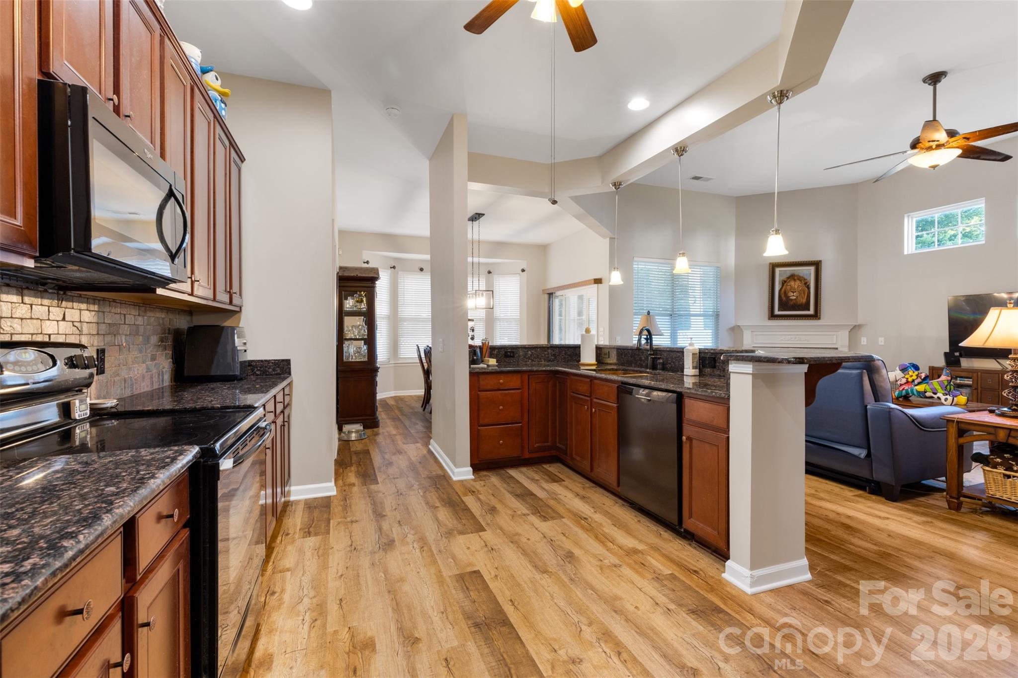 Ridge Pointe - Residential