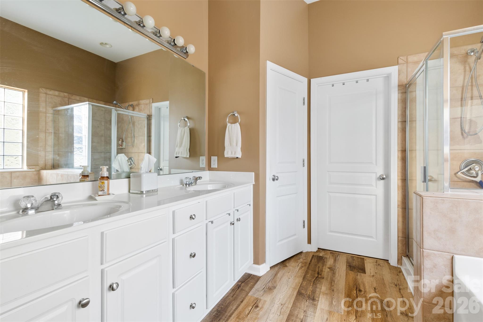 Ridge Pointe - Residential