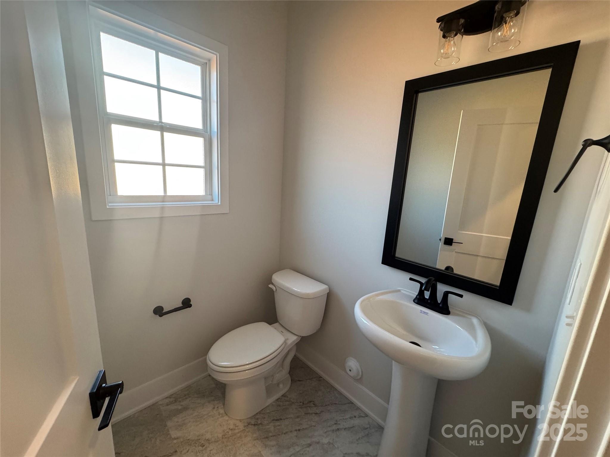 1215 Kildare Drive 6