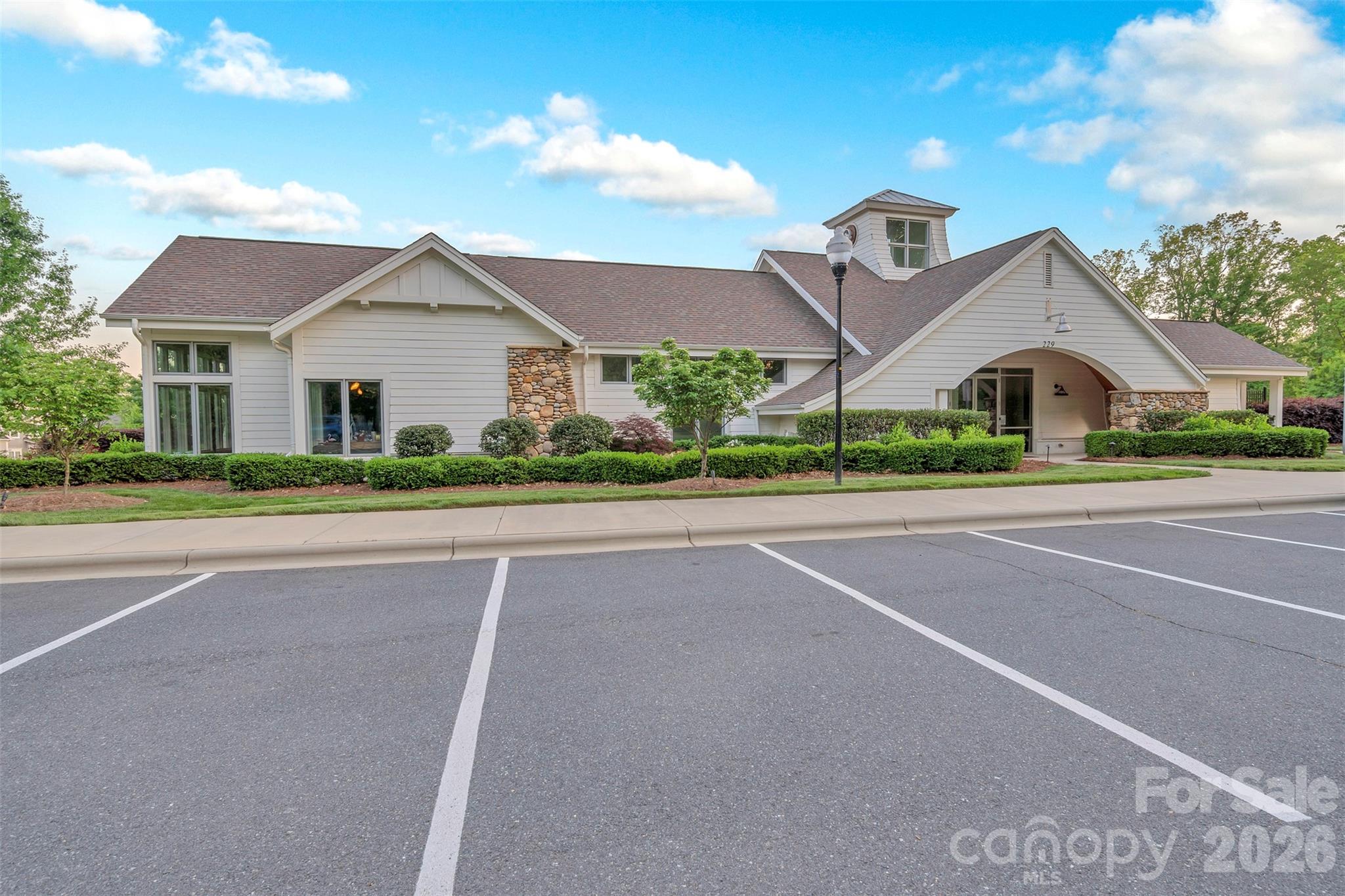 McLean - South Shore - Residential