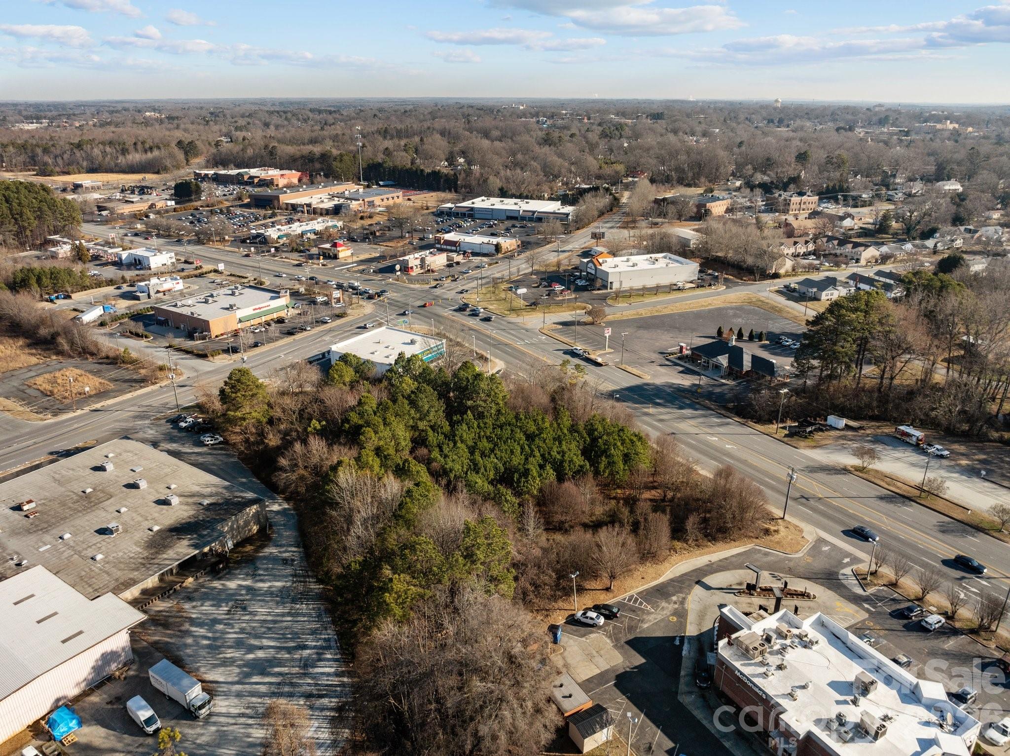 625 W JAKE ALEXANDER Boulevard