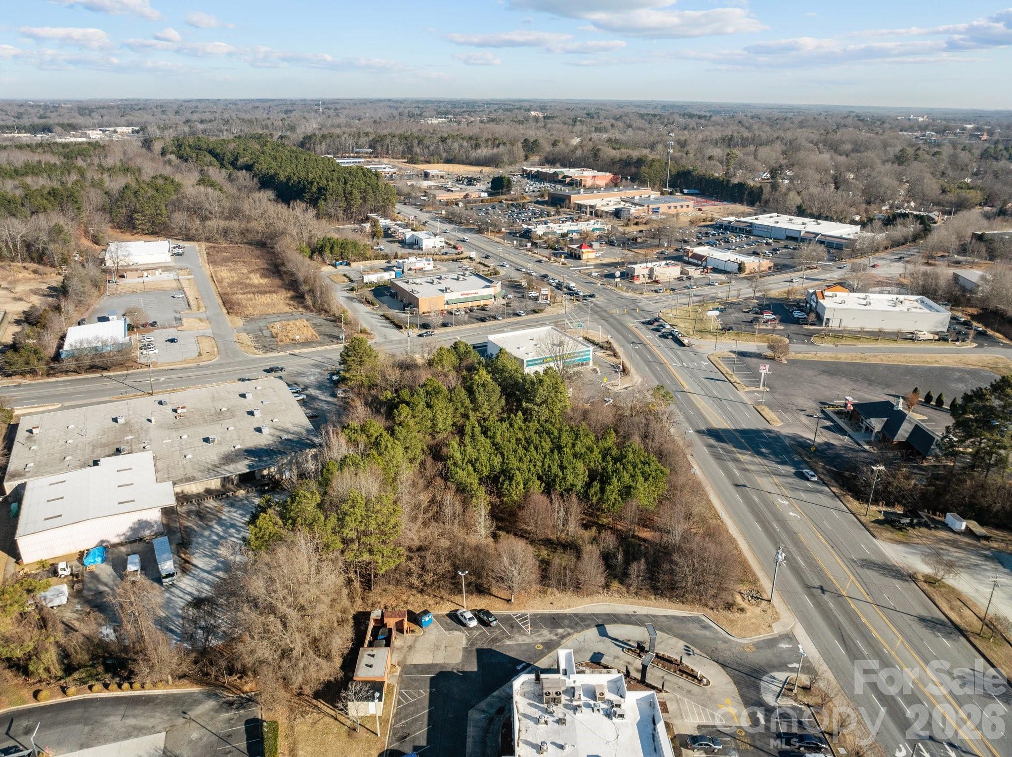 625 W JAKE ALEXANDER Boulevard