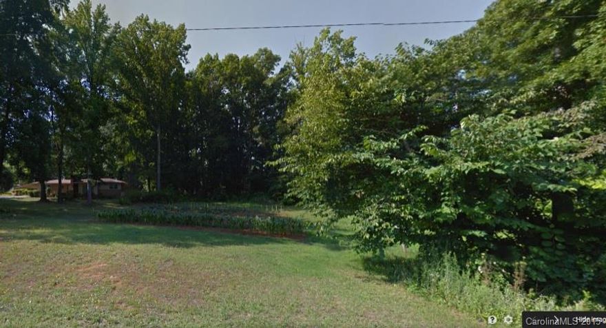 Great lot to build your dream home. Close to schools and shopping. (Lot also zone for day care center)