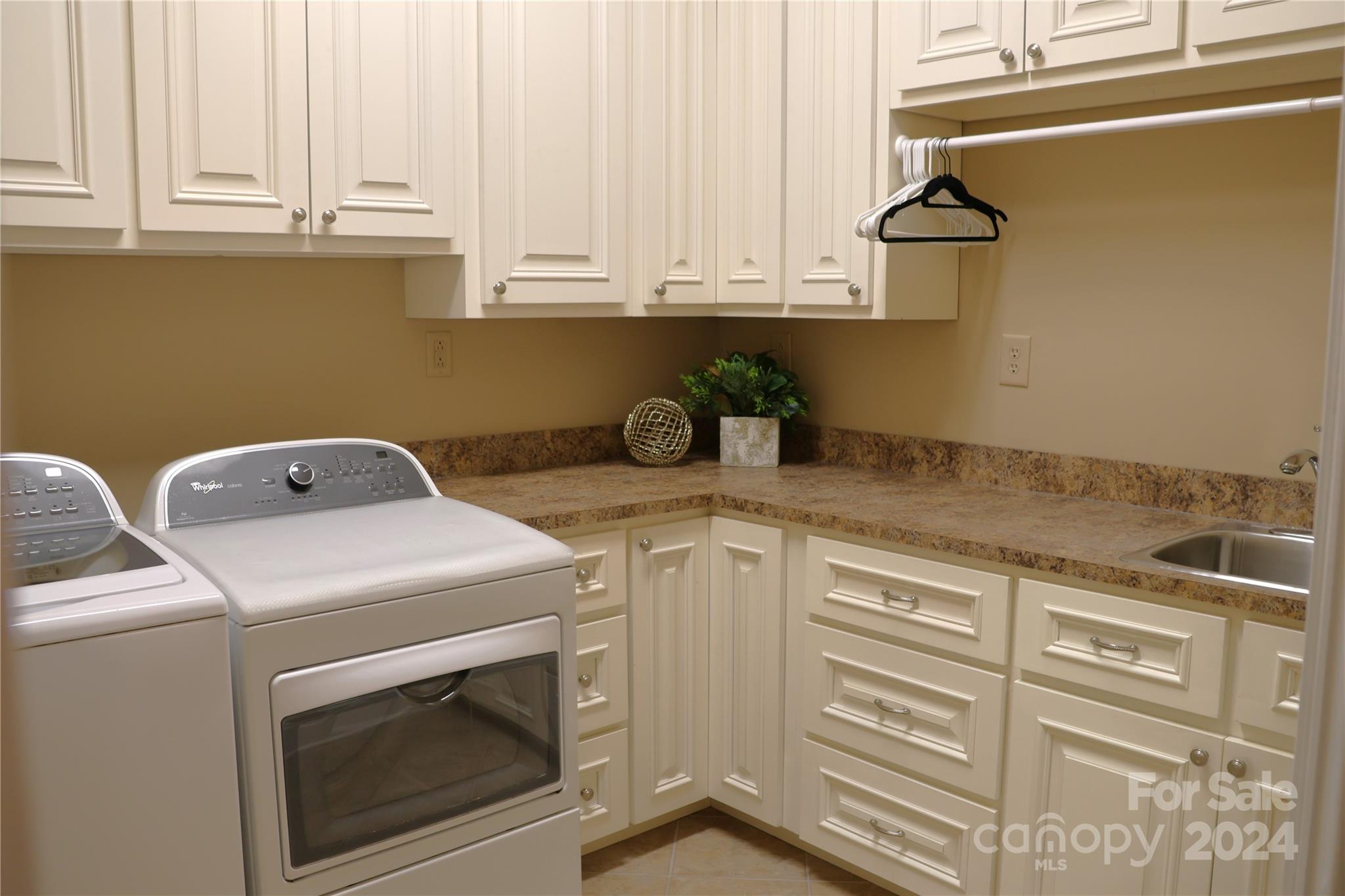 Gabriels Point - Residential