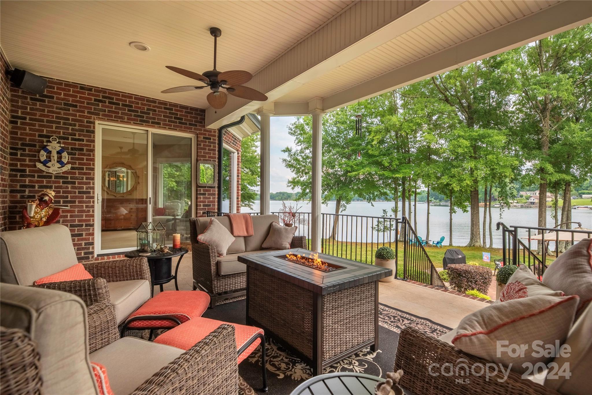 Gabriels Point - Residential