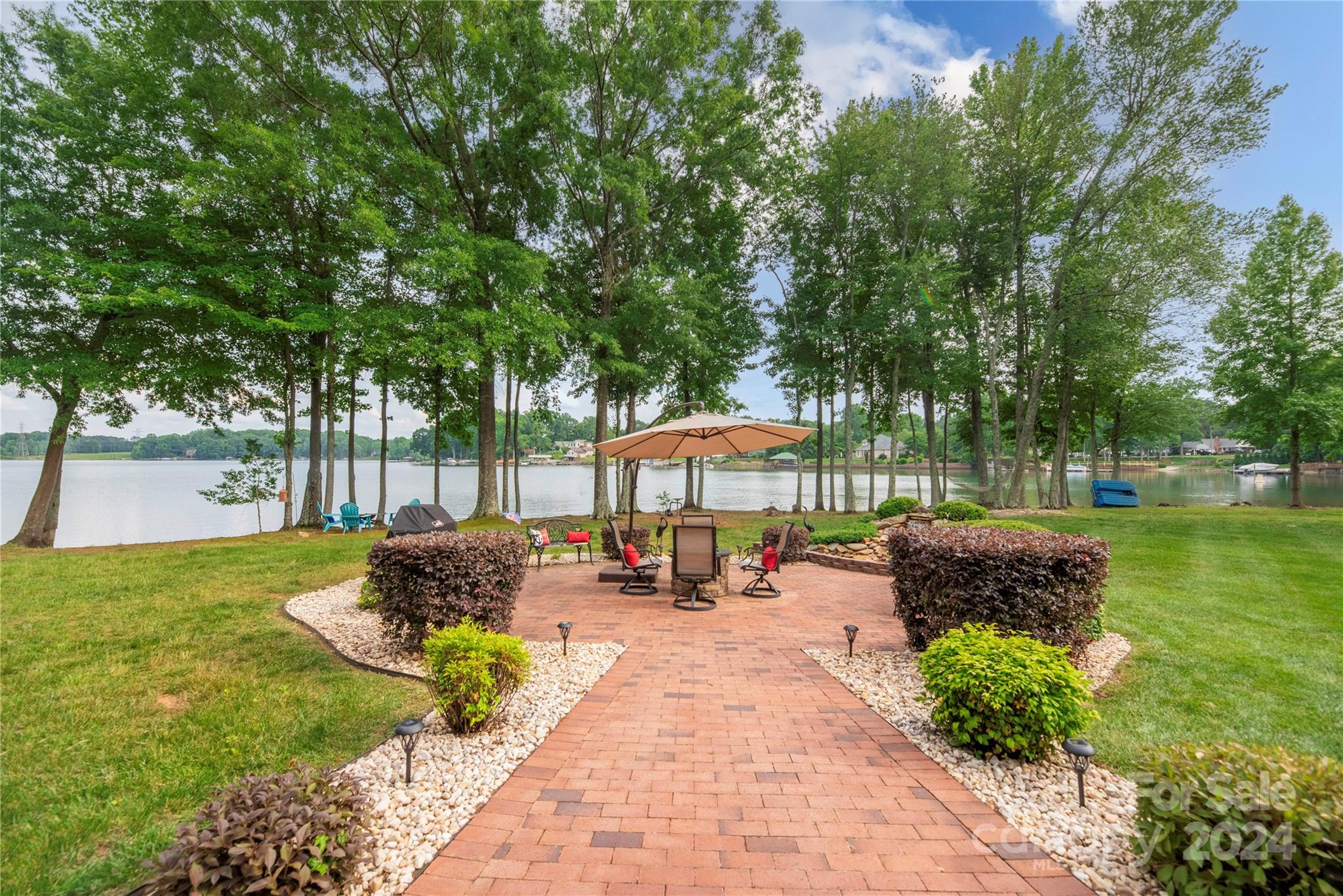 Gabriels Point - Residential