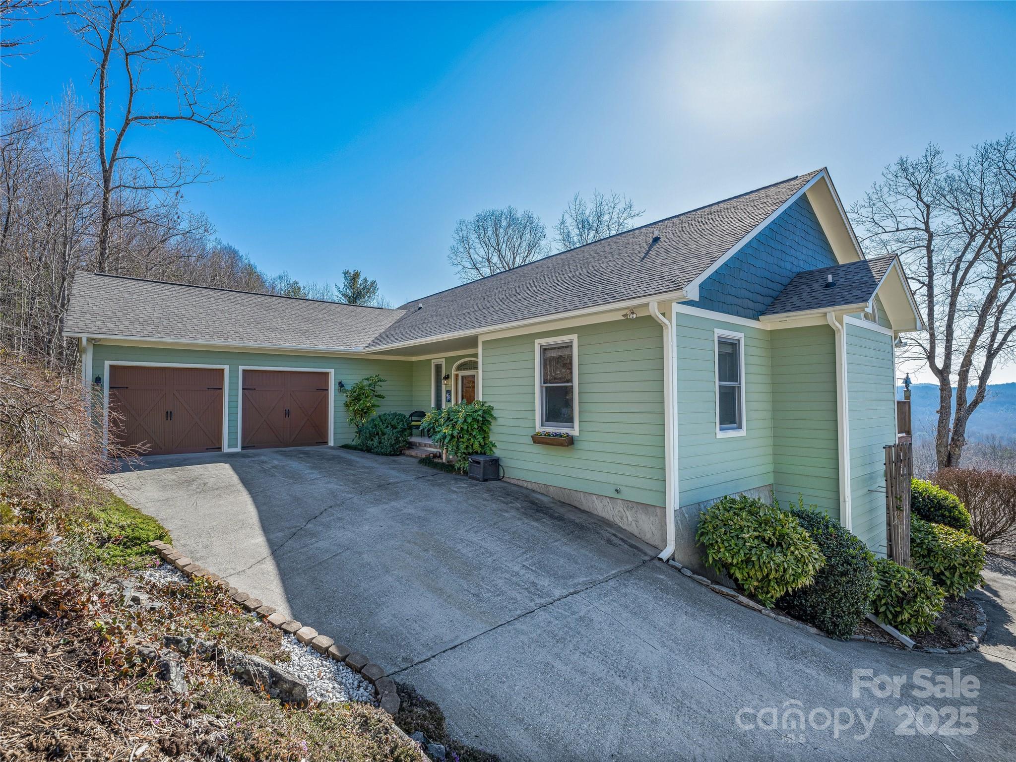 288 Hawks Point Drive