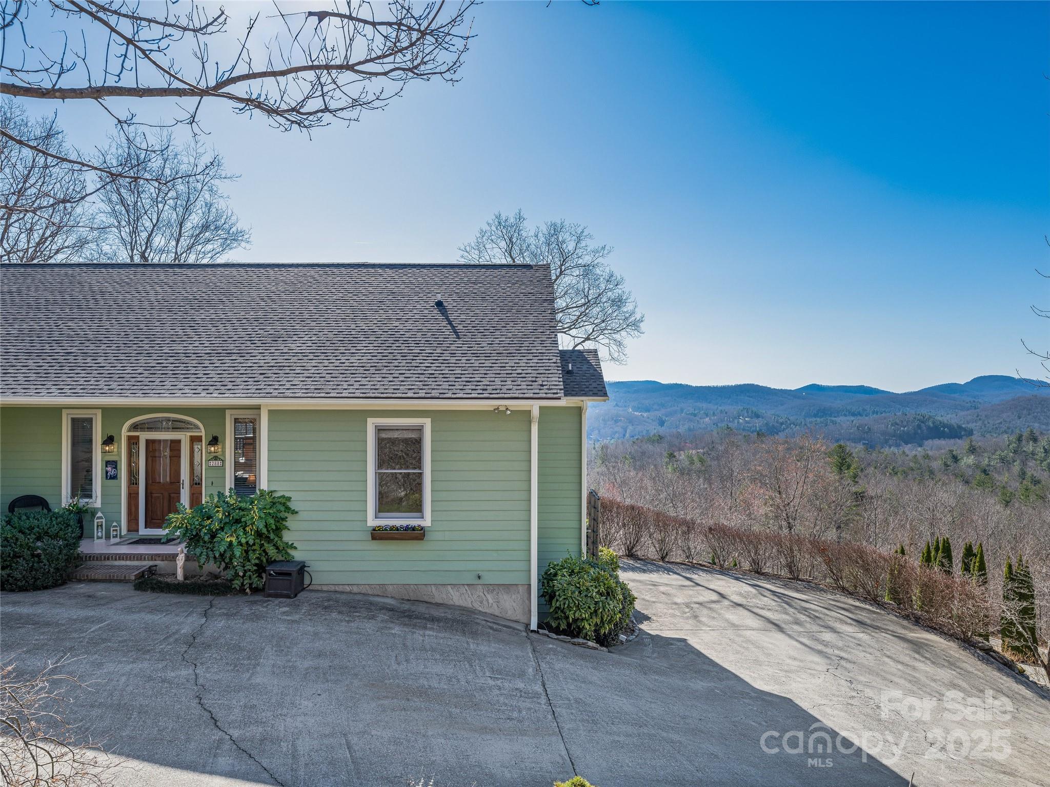 288 Hawks Point Drive