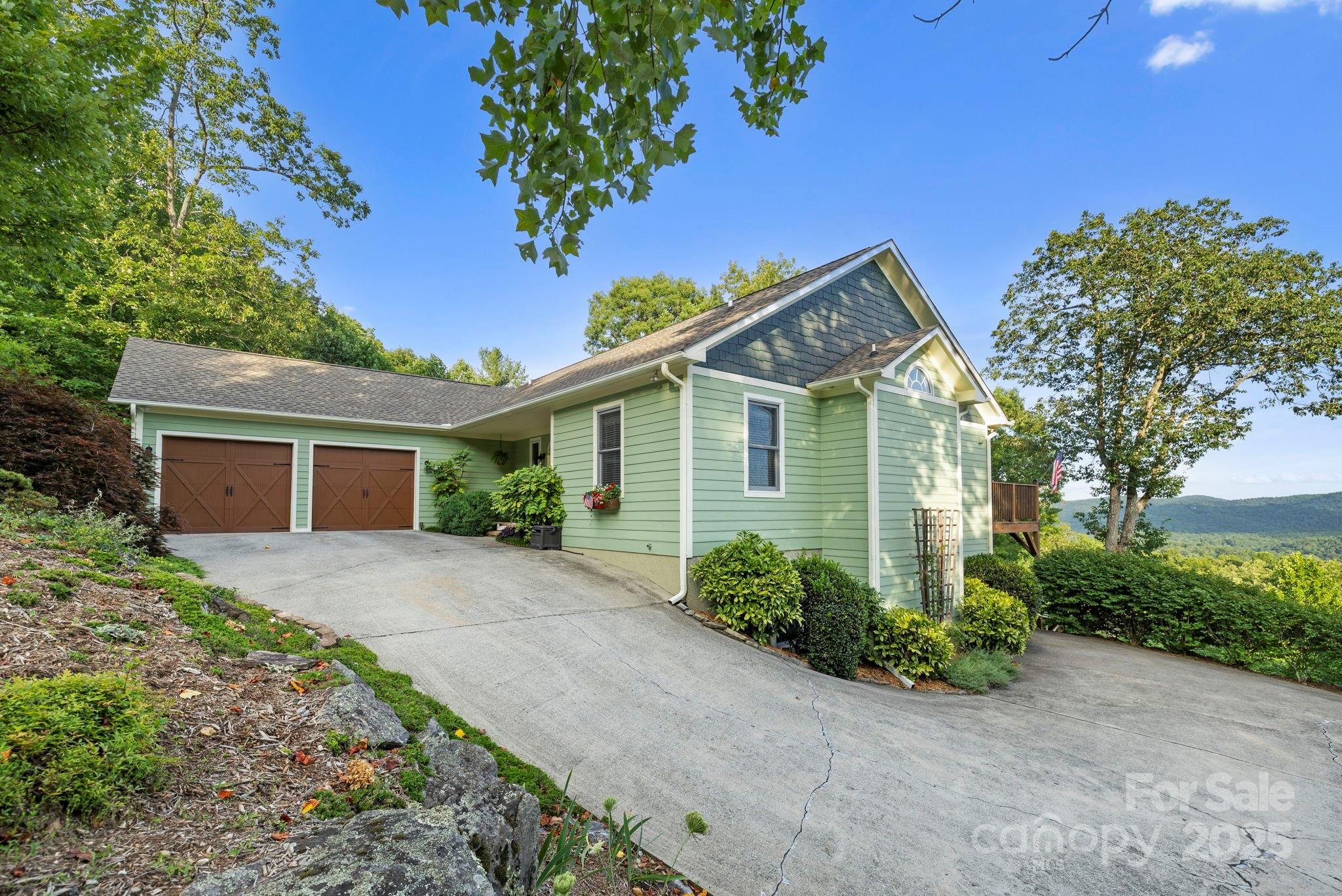 Hawks Point - Residential