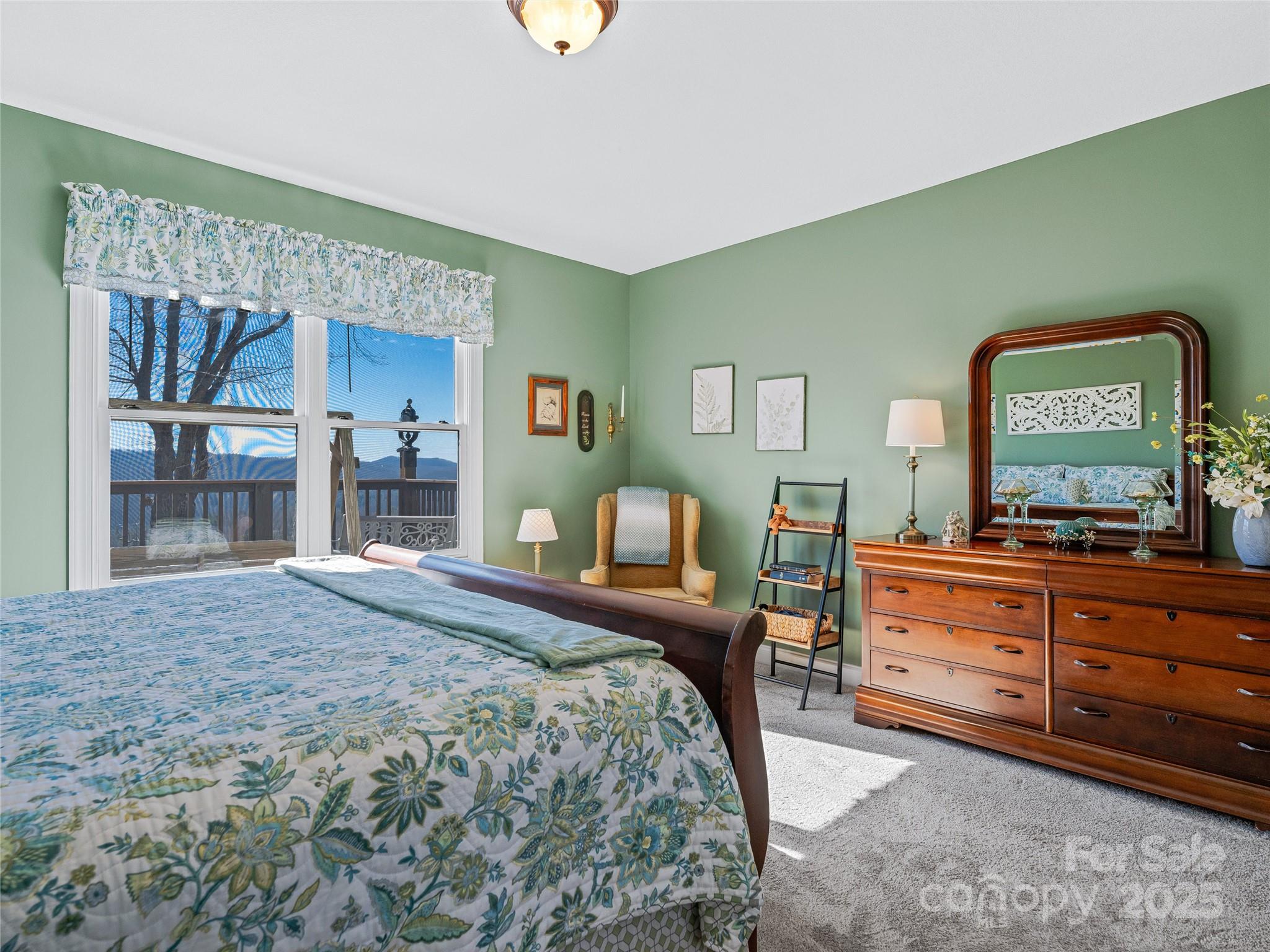 Hawks Point - Residential