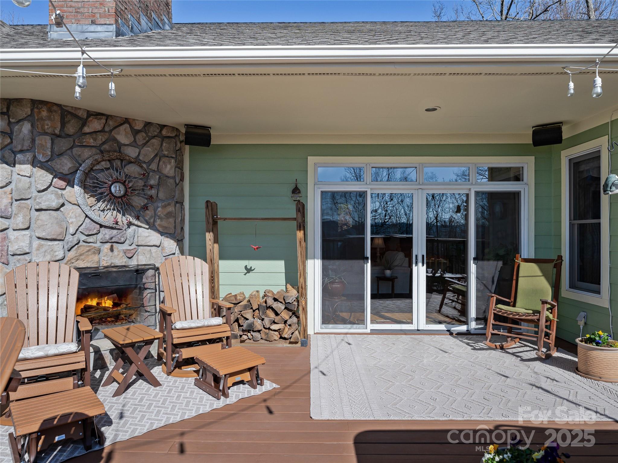 Hawks Point - Residential