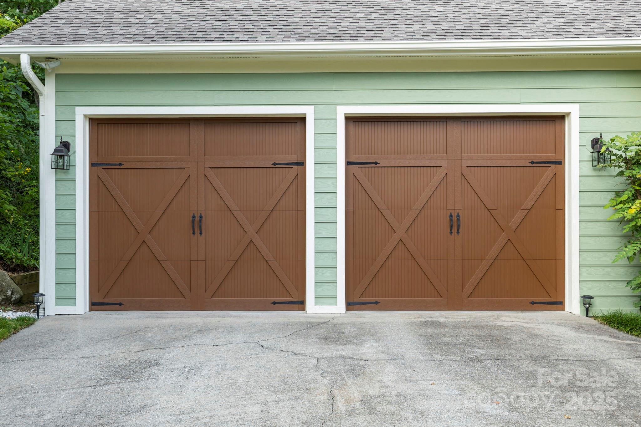 Hawks Point - Residential