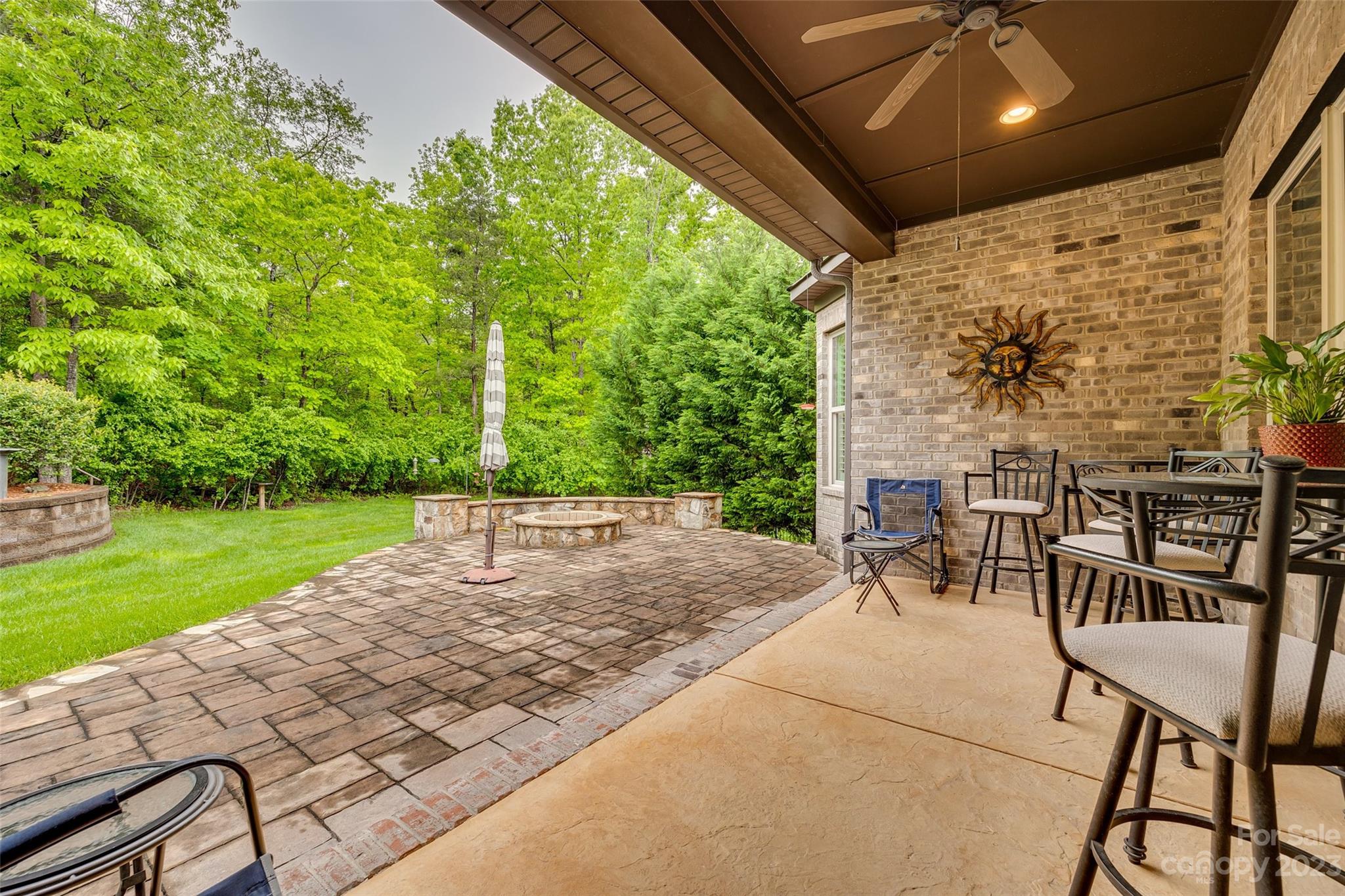 Barber Rock - Residential