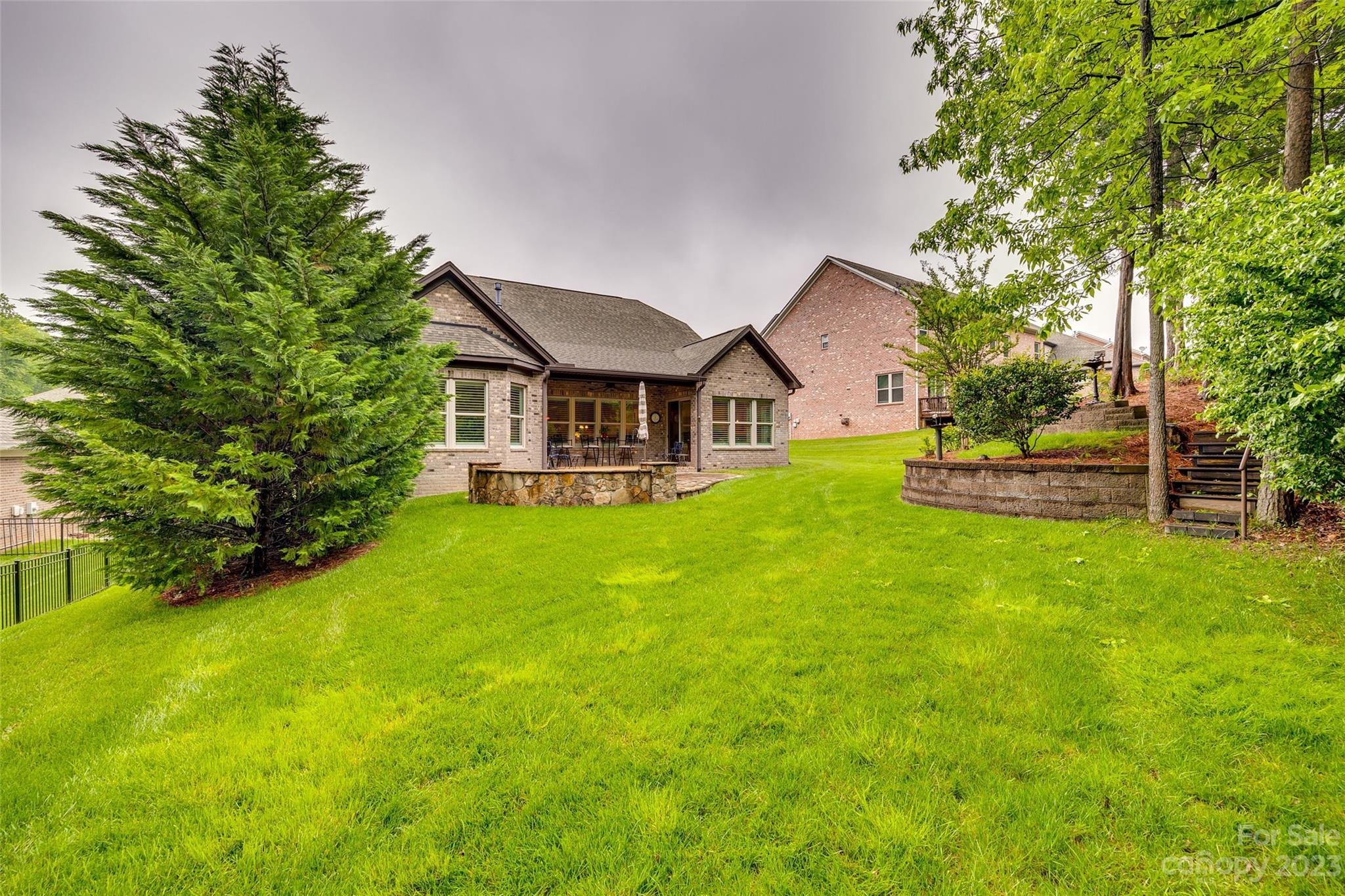 Barber Rock - Residential