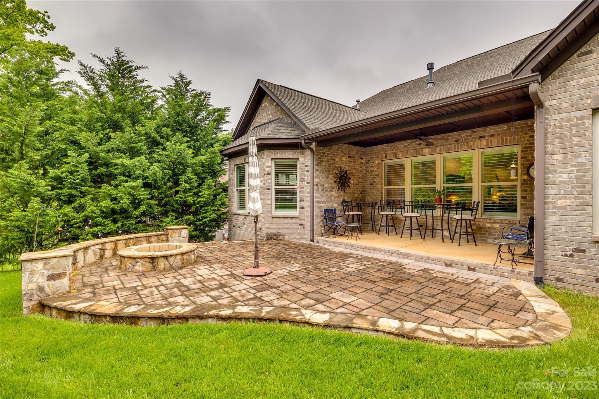 Barber Rock - Residential