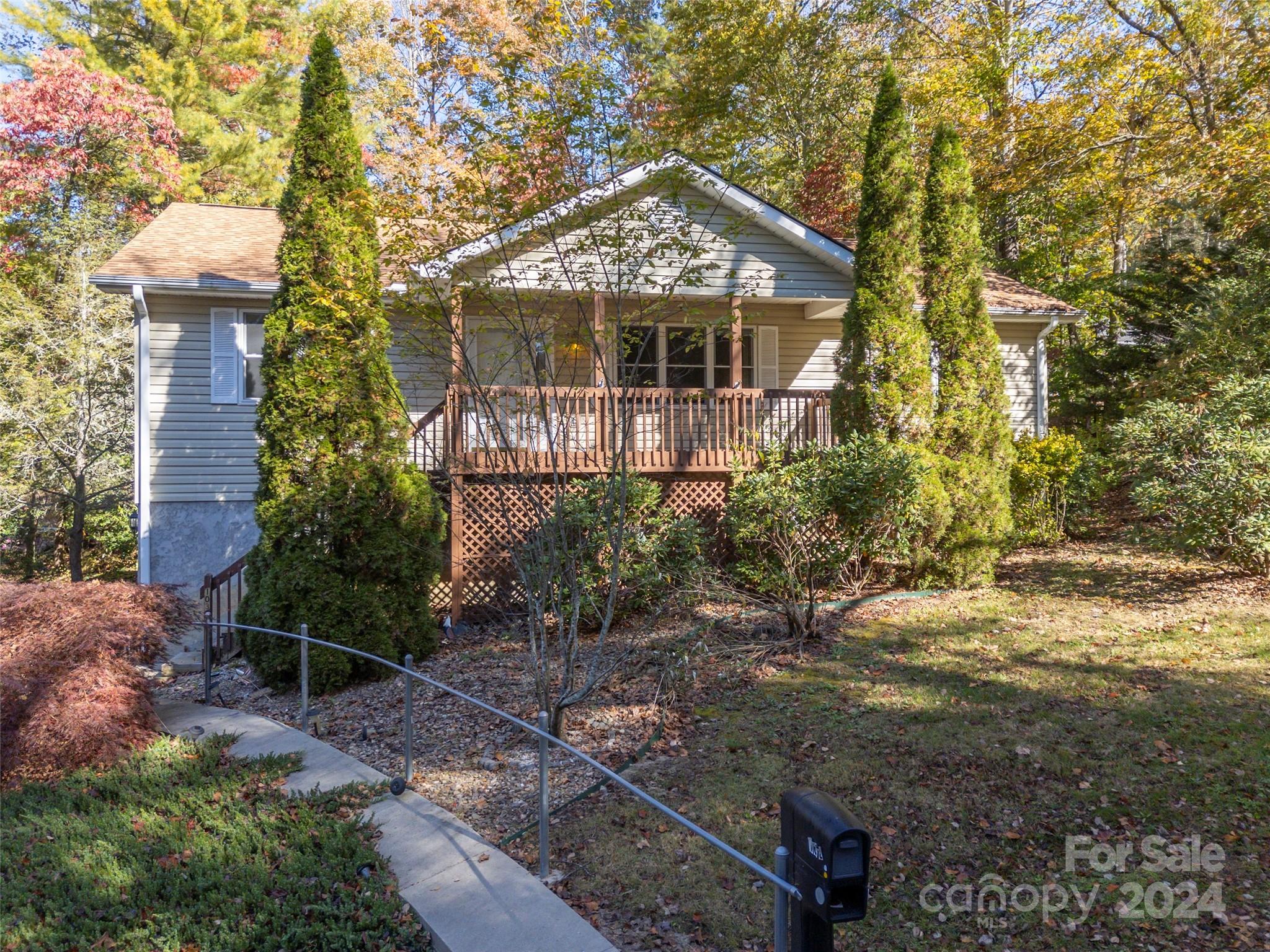 103 Lone Eagle Lane
