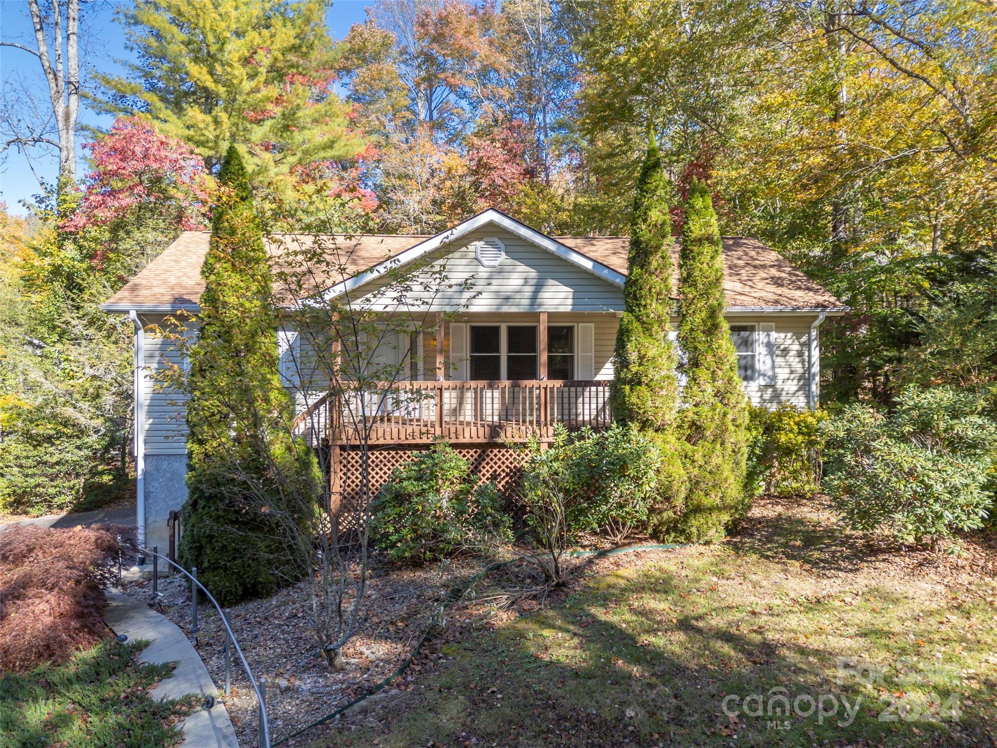103 Lone Eagle Lane