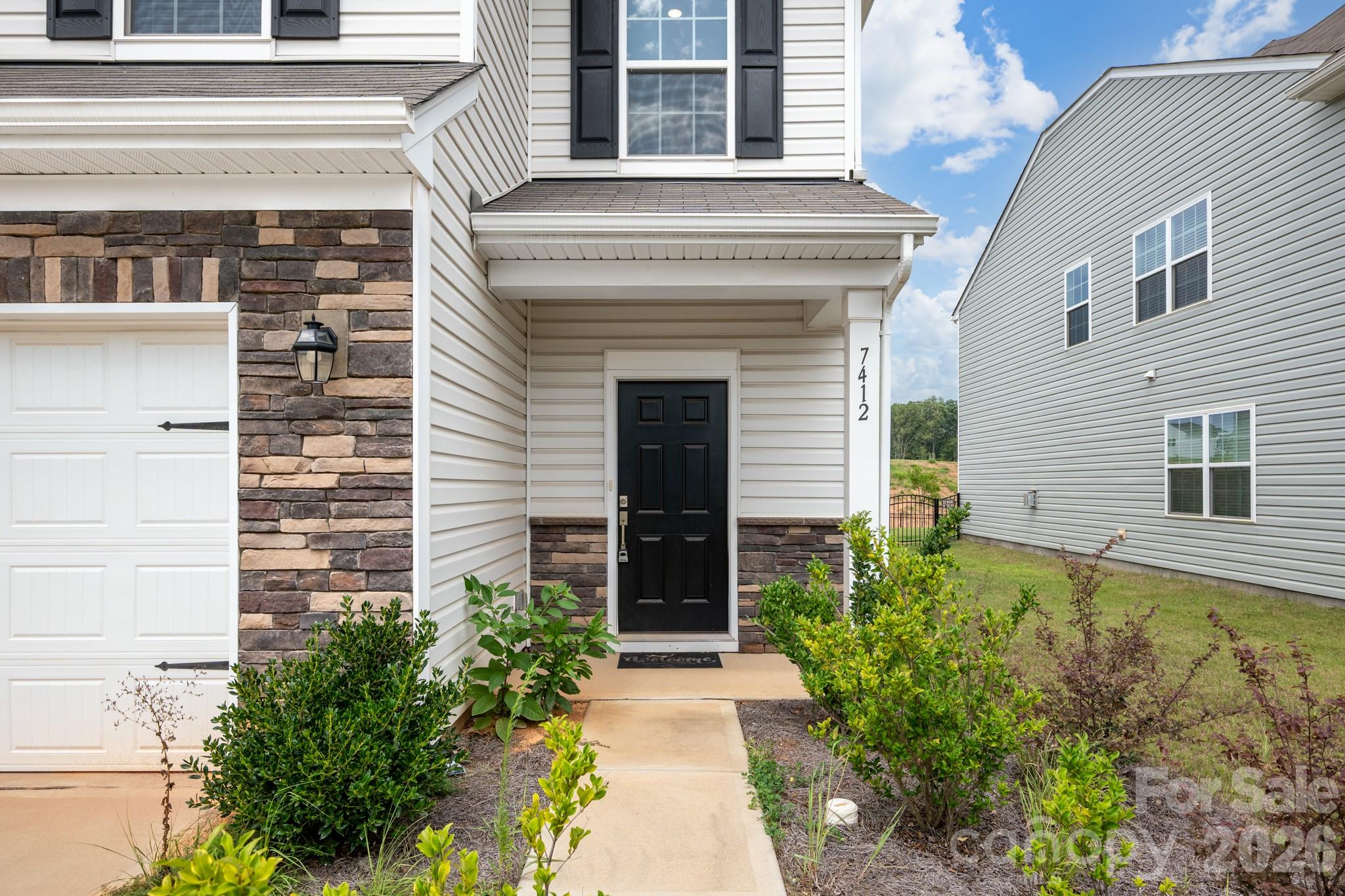 7412 Echoing Hills Lane