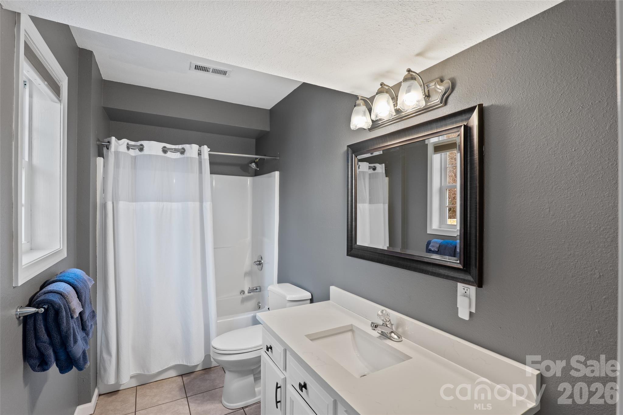 Pinnacle Ridge - Residential