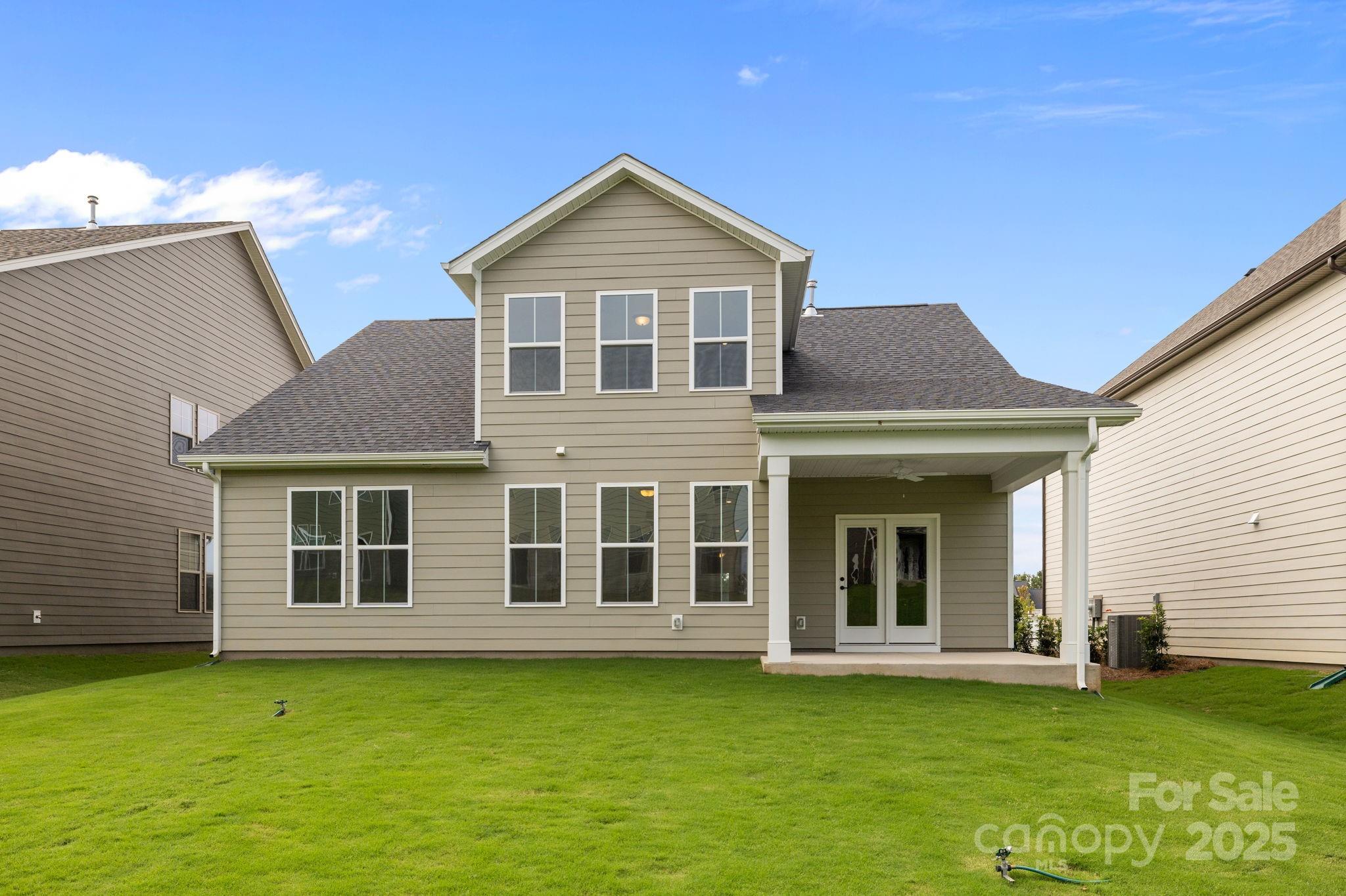 Lakeside Glen - Residential