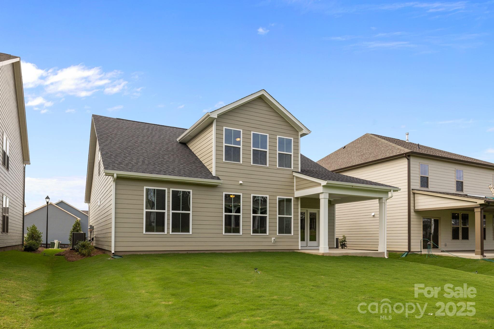 Lakeside Glen - Residential