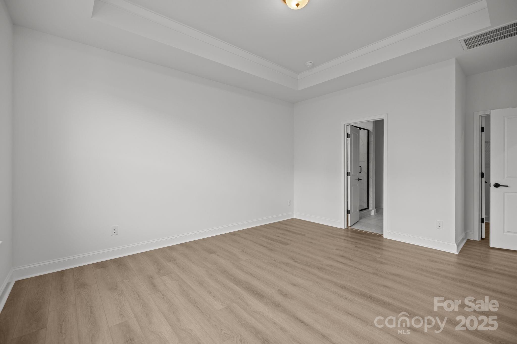 Lakeside Glen - Residential