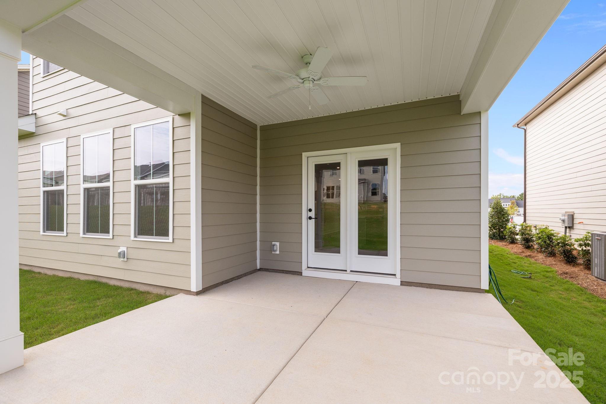 Lakeside Glen - Residential