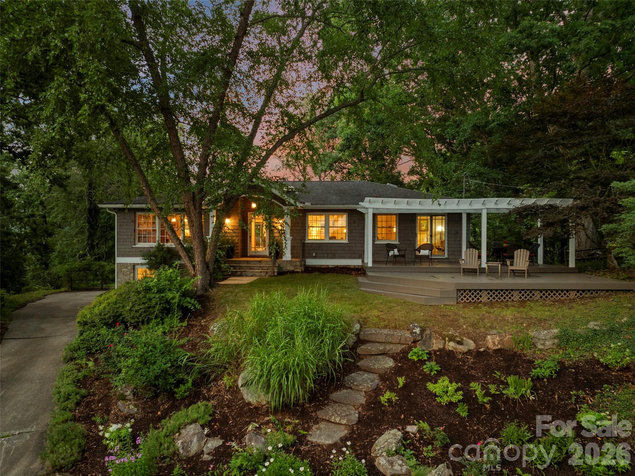 528 N Griffing Boulevard, Asheville, NC, 28804