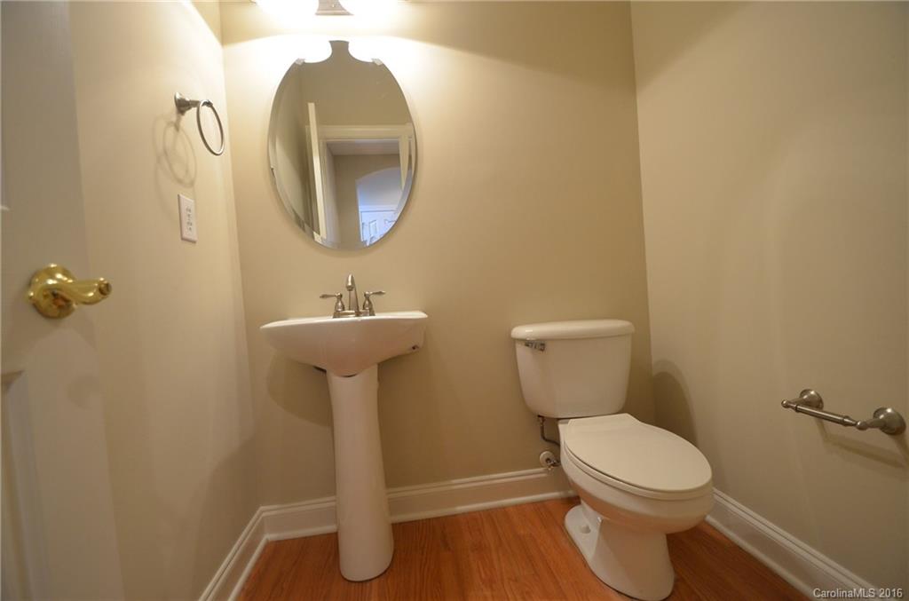 Macaulay - Residential Lease