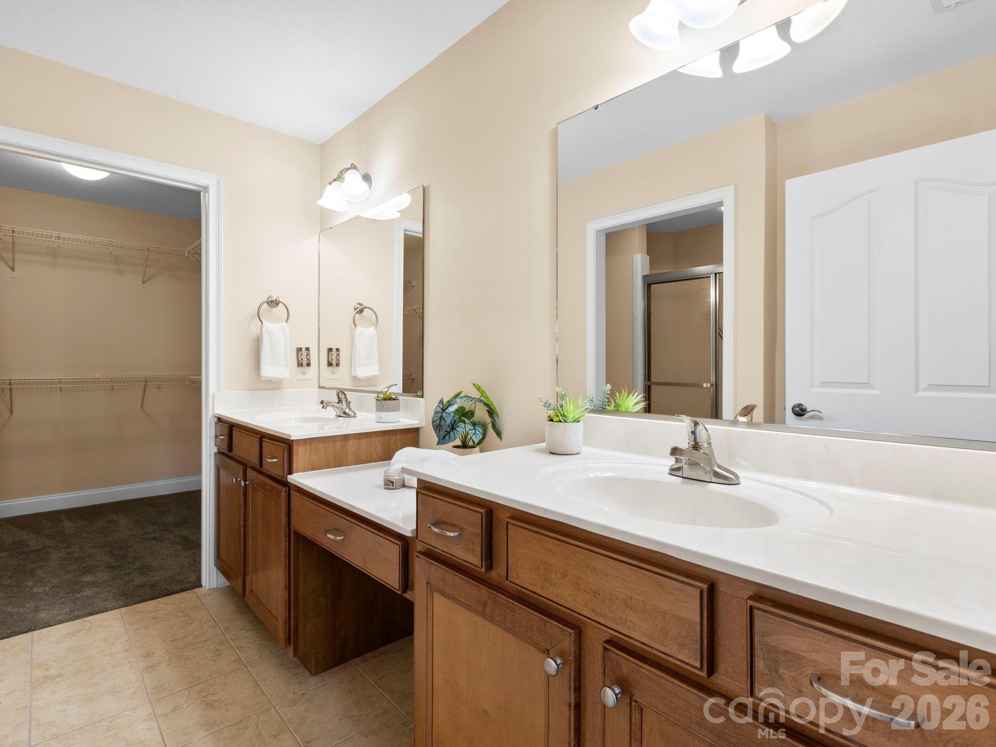 Hamburg Crossing - Residential