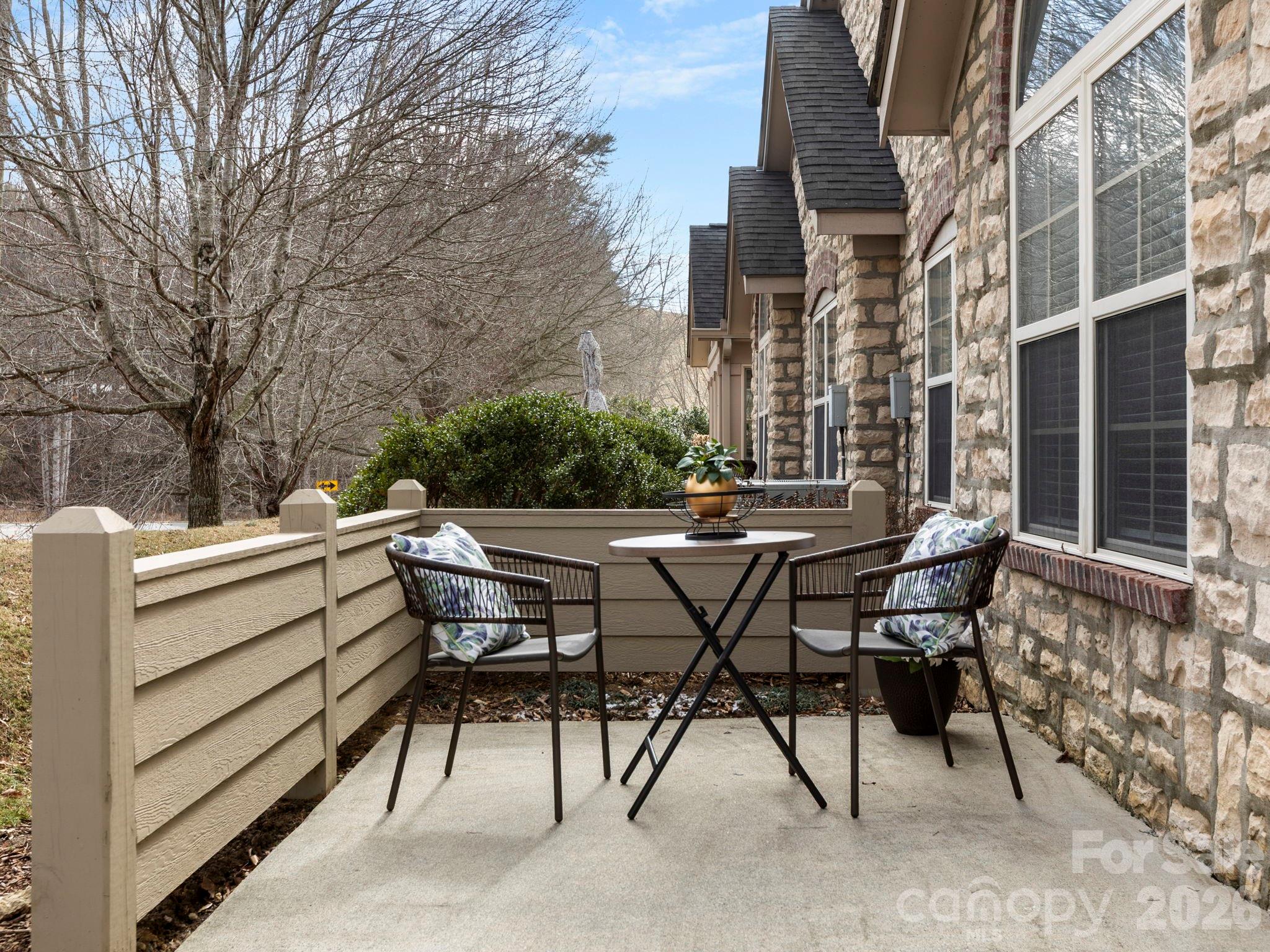 Hamburg Crossing - Residential