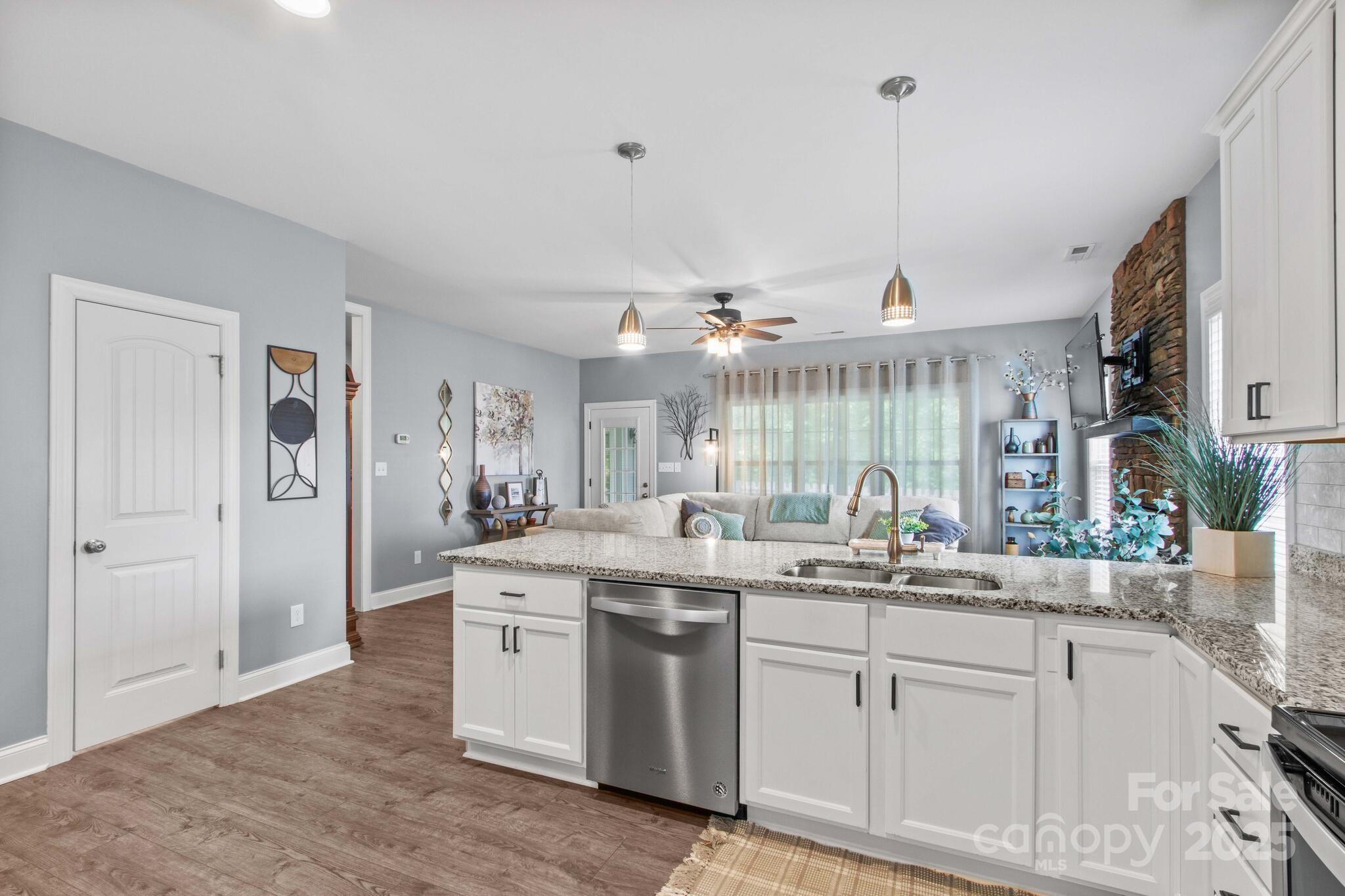 Sunset Pointe - Residential