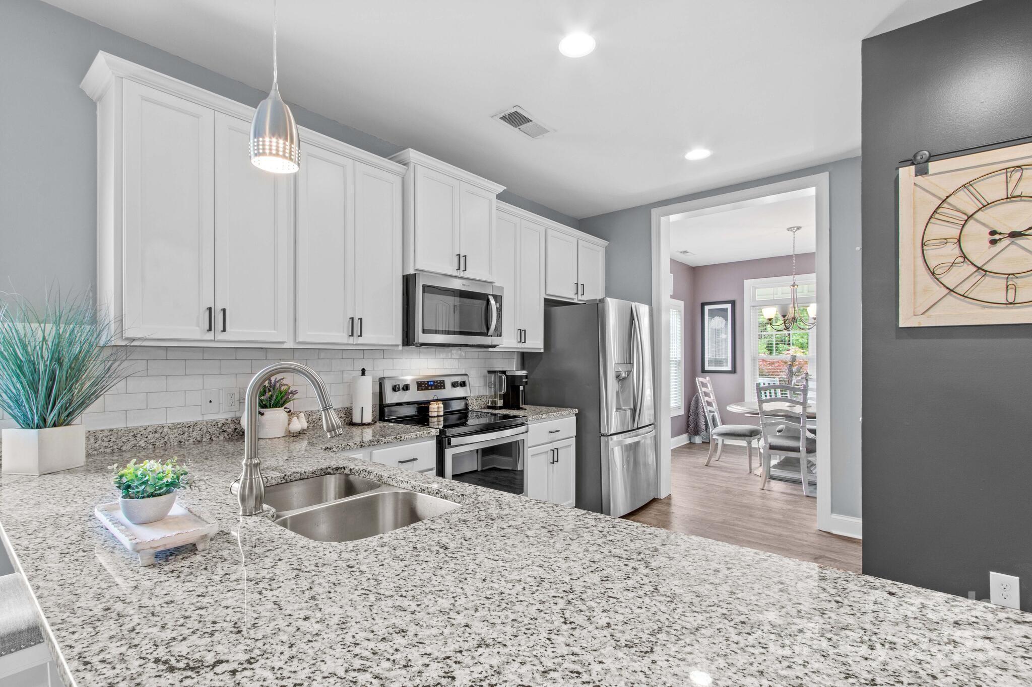 Sunset Pointe - Residential