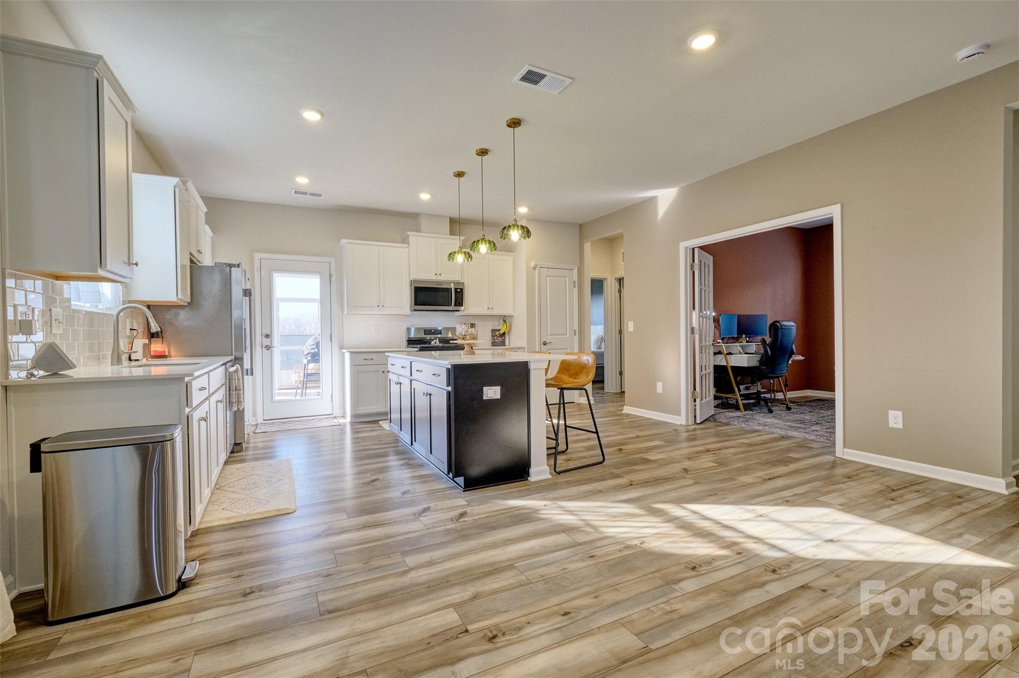 Elizabeth - Residential