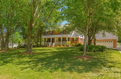 Photo of 8225 Kensington Lane, Harrisburg, NC 28075 (MLS # 4371602)