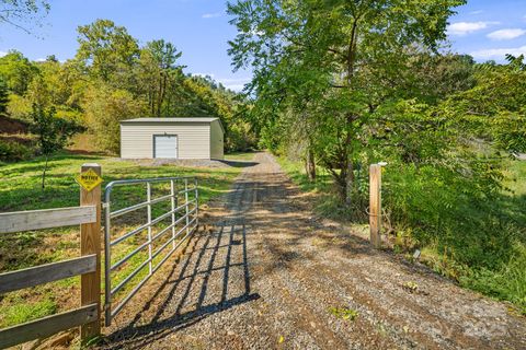 000 Maney Branch Road Burnsville NC 28714
