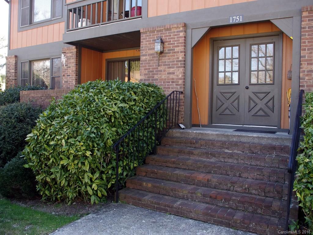 Haywood Manor - Residential