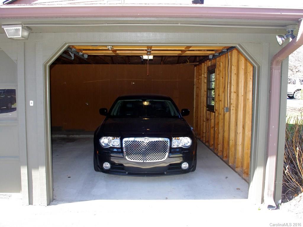 Haywood Manor - Residential