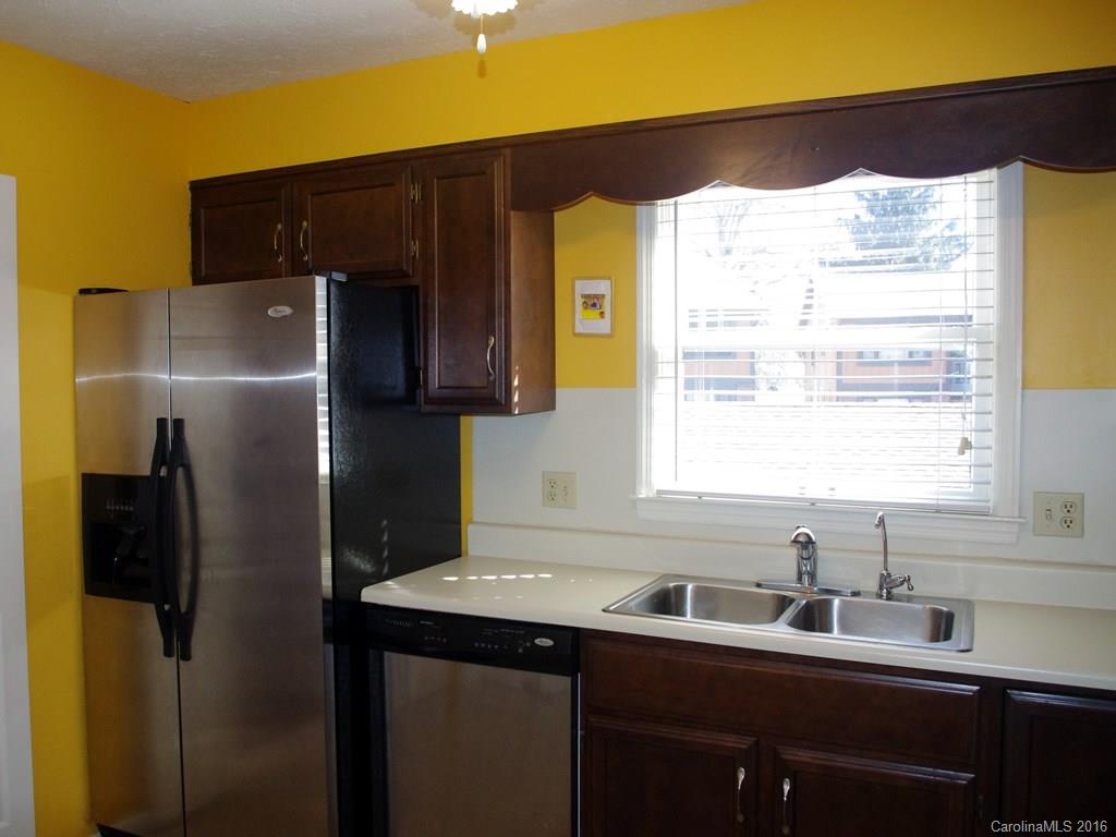 Haywood Manor - Residential