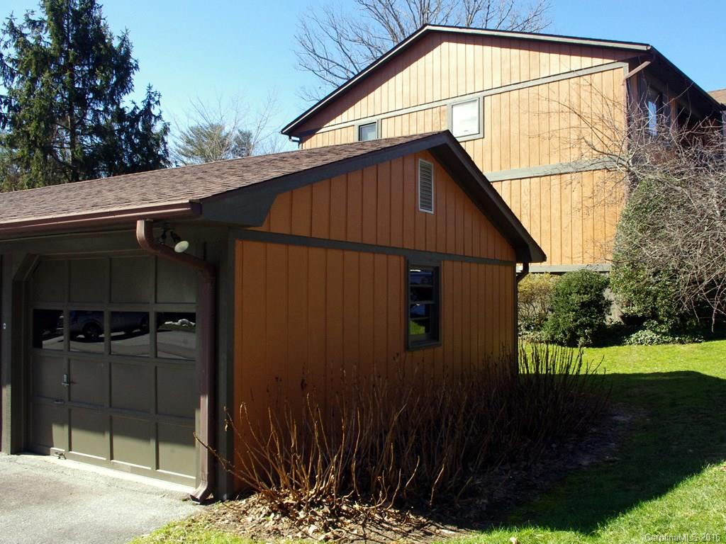 Haywood Manor - Residential