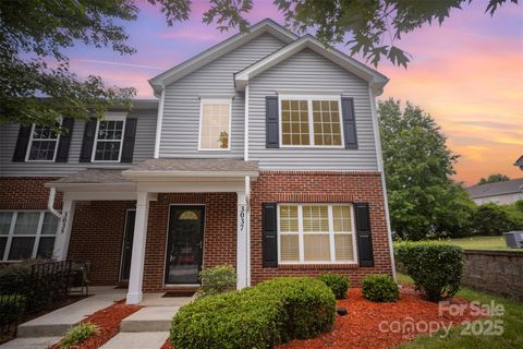 Photo of 3037 Summerfield Ridge Lane, Matthews, NC 28105 (MLS # 4288301)