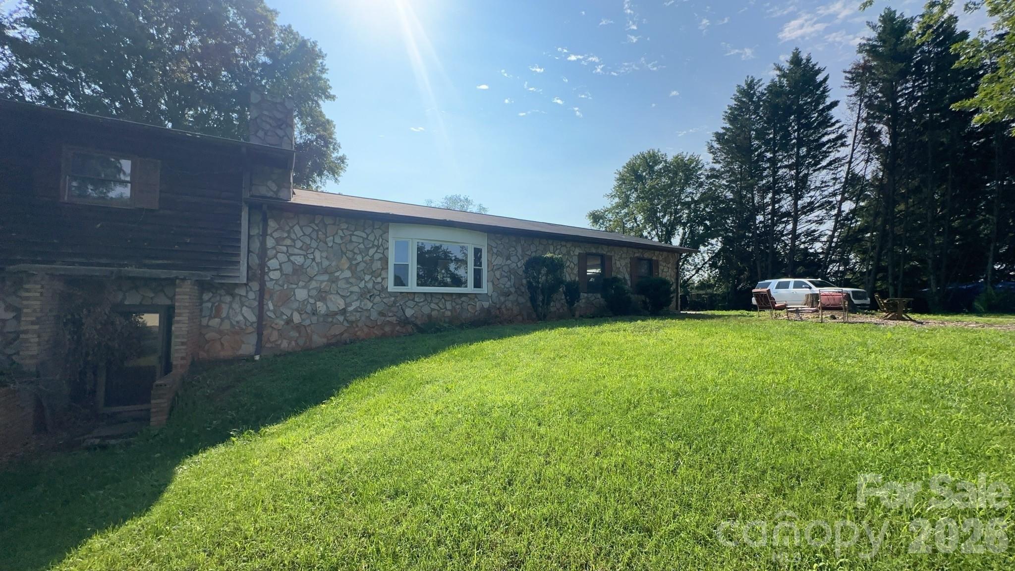 4294 Horseshoe Bend Road