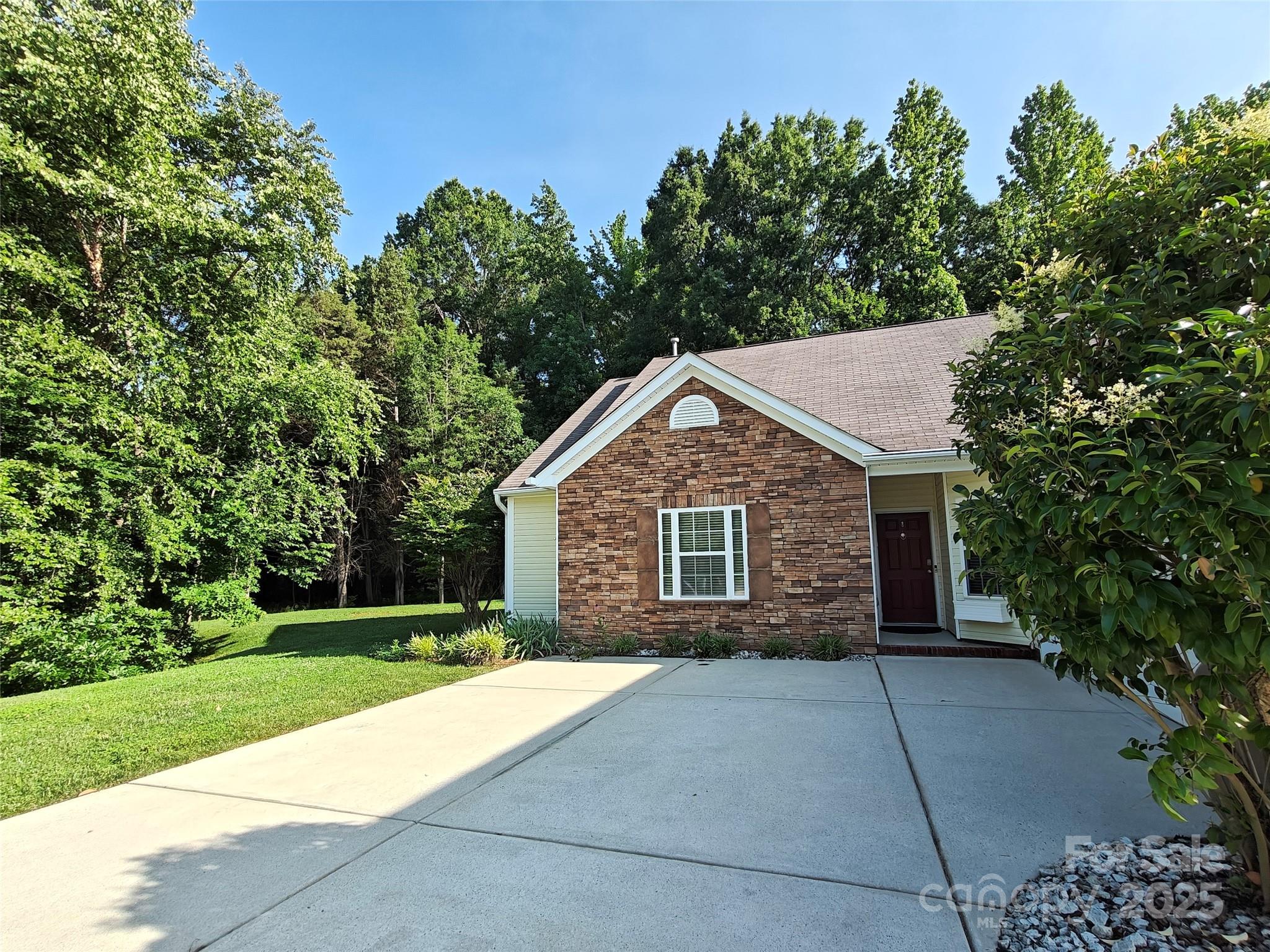 509 Settlers Grove Lane
