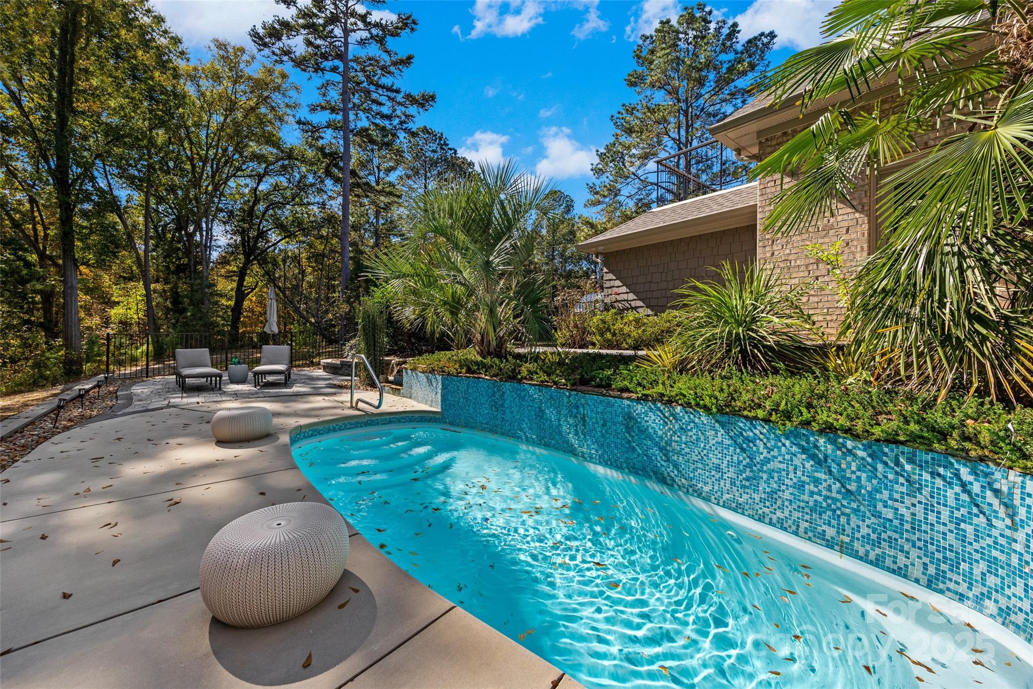 The Gates At Eastview - Residential