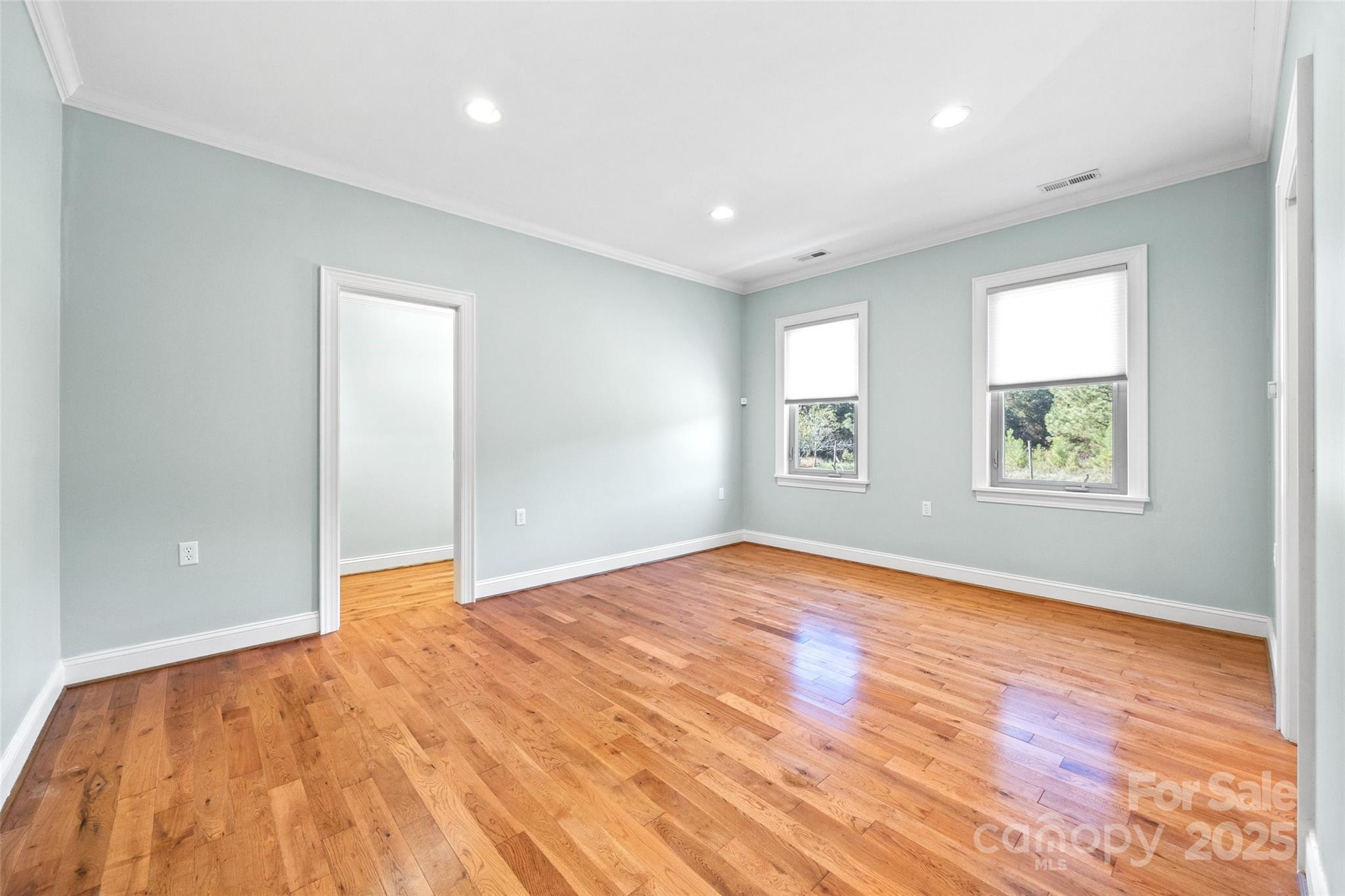 The Gates At Eastview - Residential