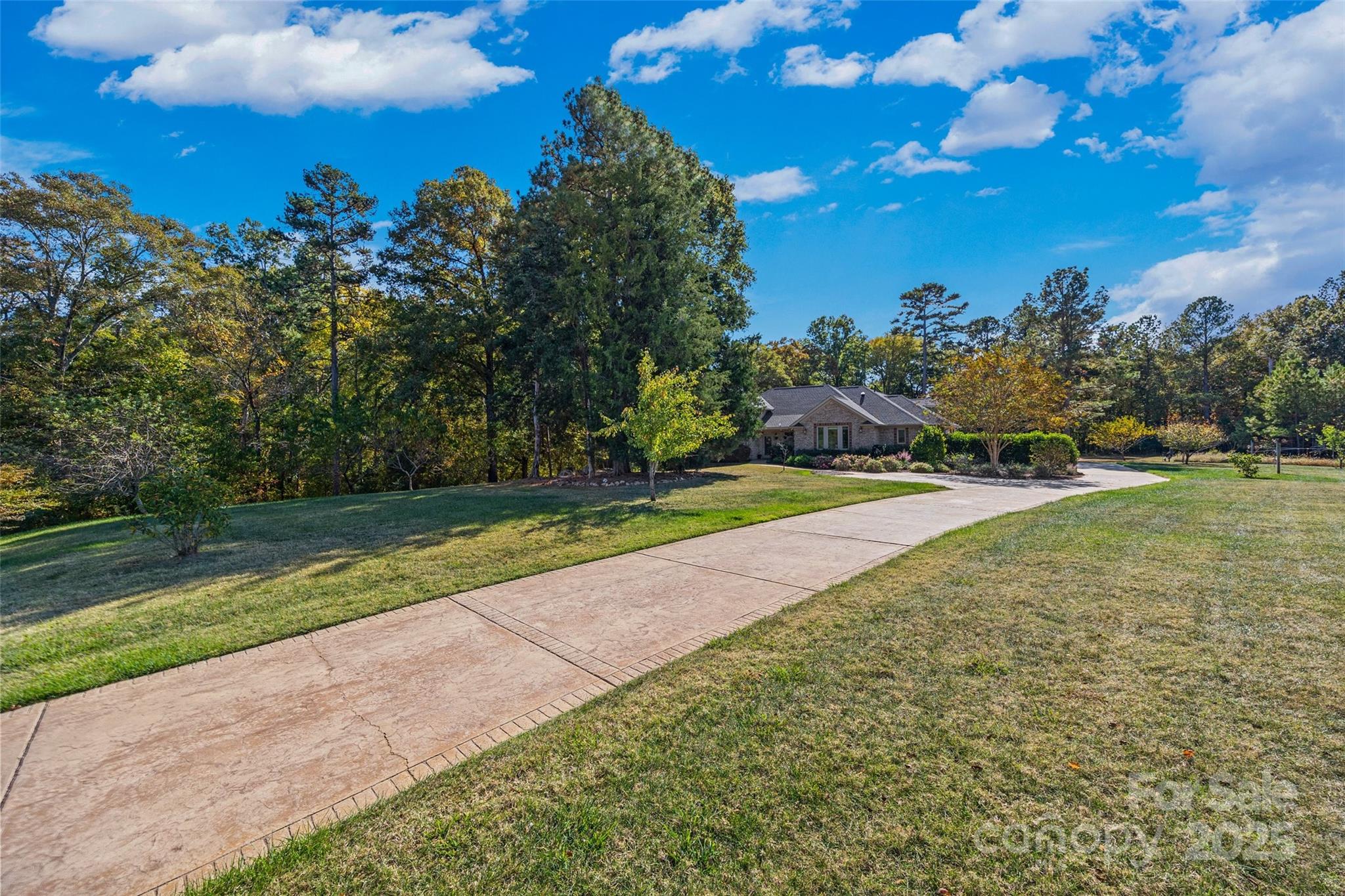 The Gates At Eastview - Residential