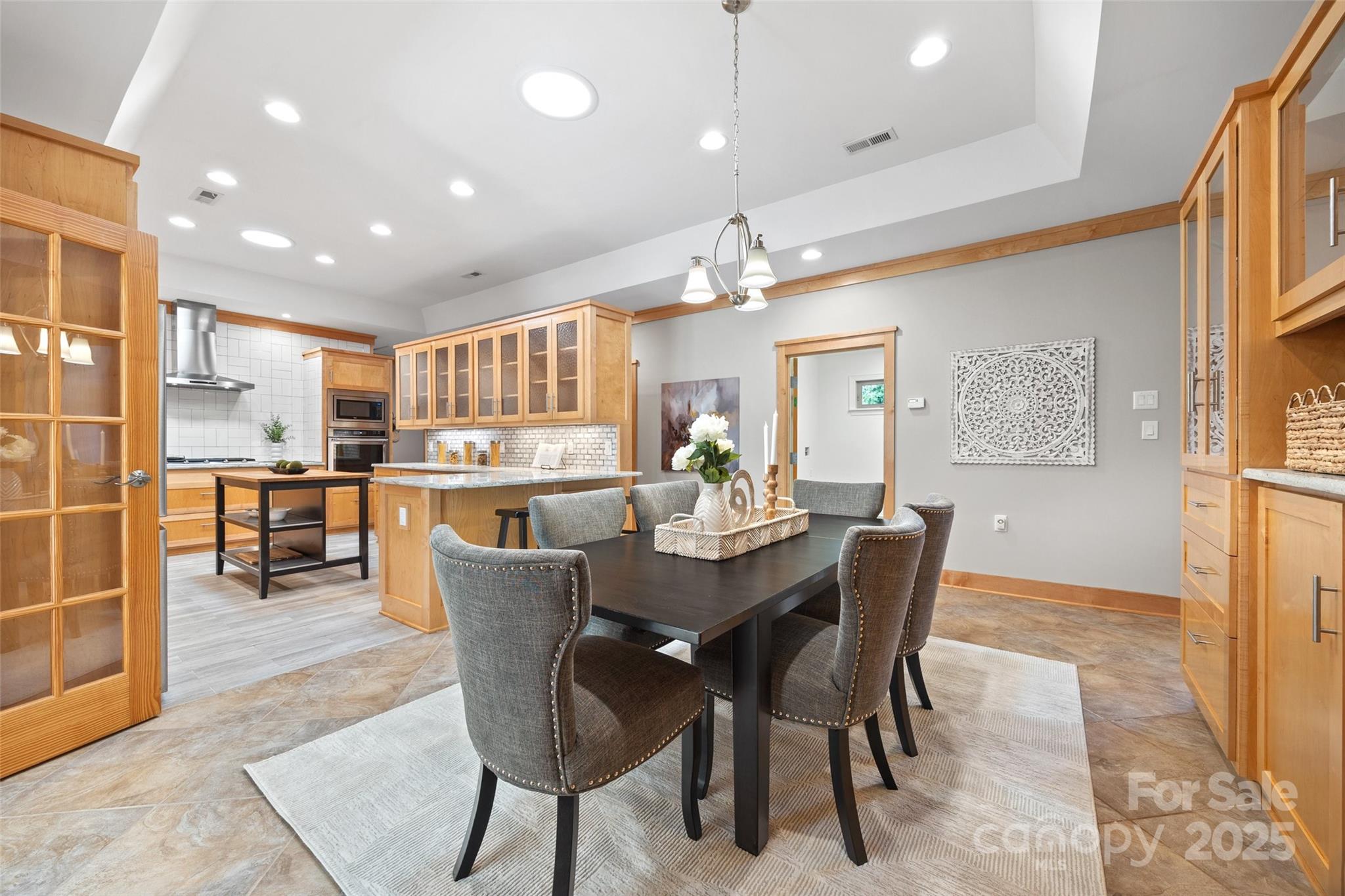 The Gates At Eastview - Residential