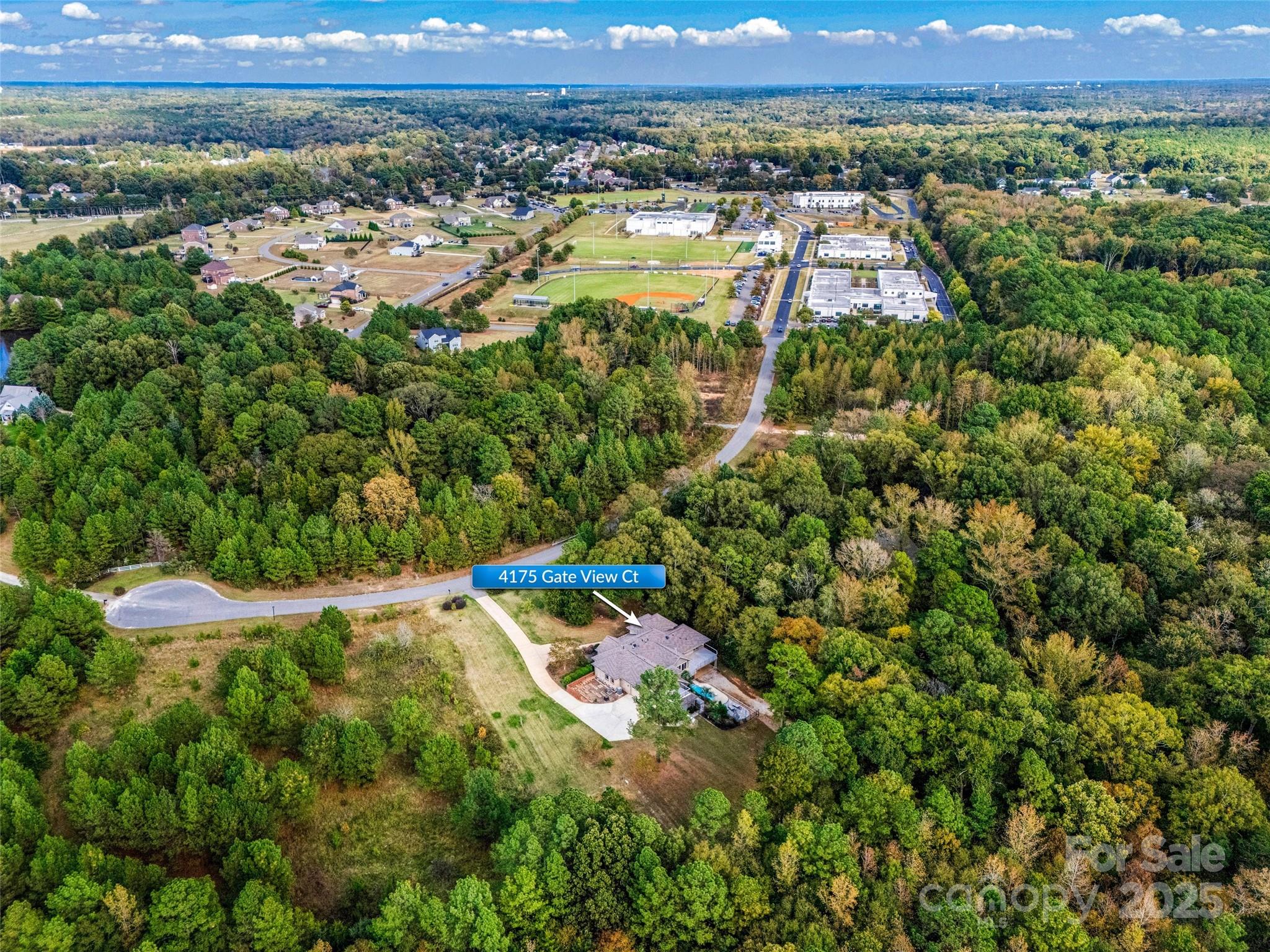 The Gates At Eastview - Residential