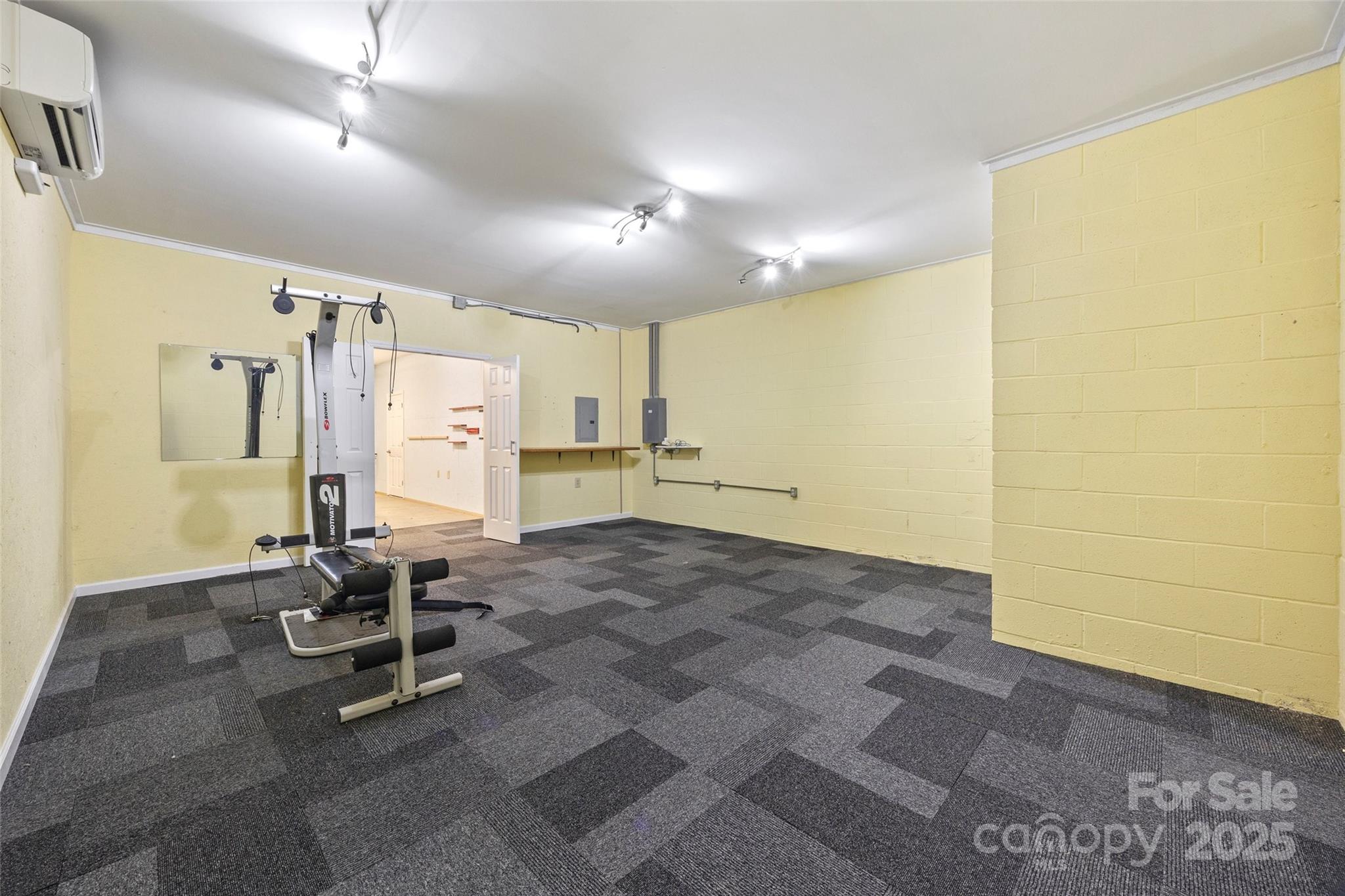 The Gates At Eastview - Residential